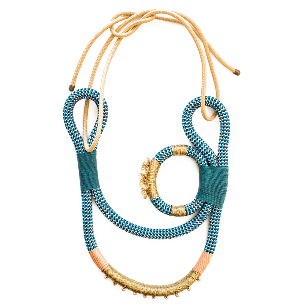 Pichulik-Geisha-Curve-Necklace-Main-1000.jpeg