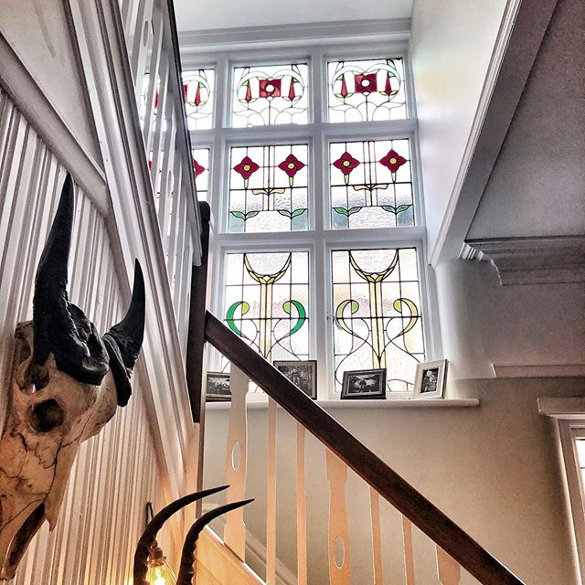 Leadlight, panelling, architecture and a decorative skull 🐂 What&rsquo;s not to love. #leadlight