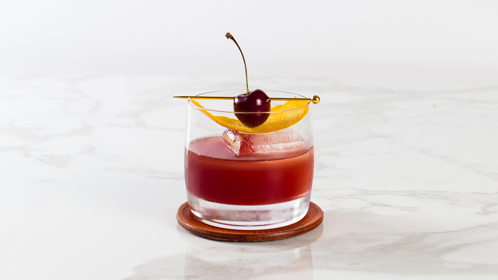 Cahoots_Cocktails-2_1600X900.jpg