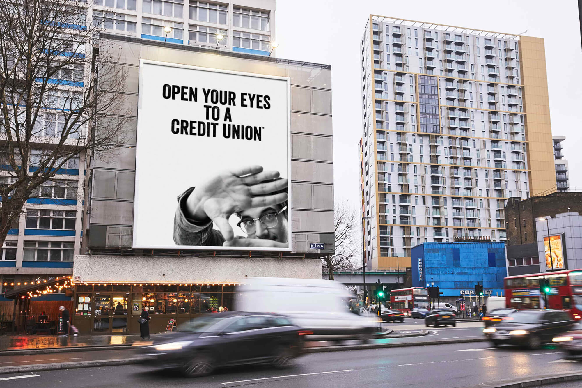 OOH_Billboard_Mega-6_2_CUNA-compressed.jpg