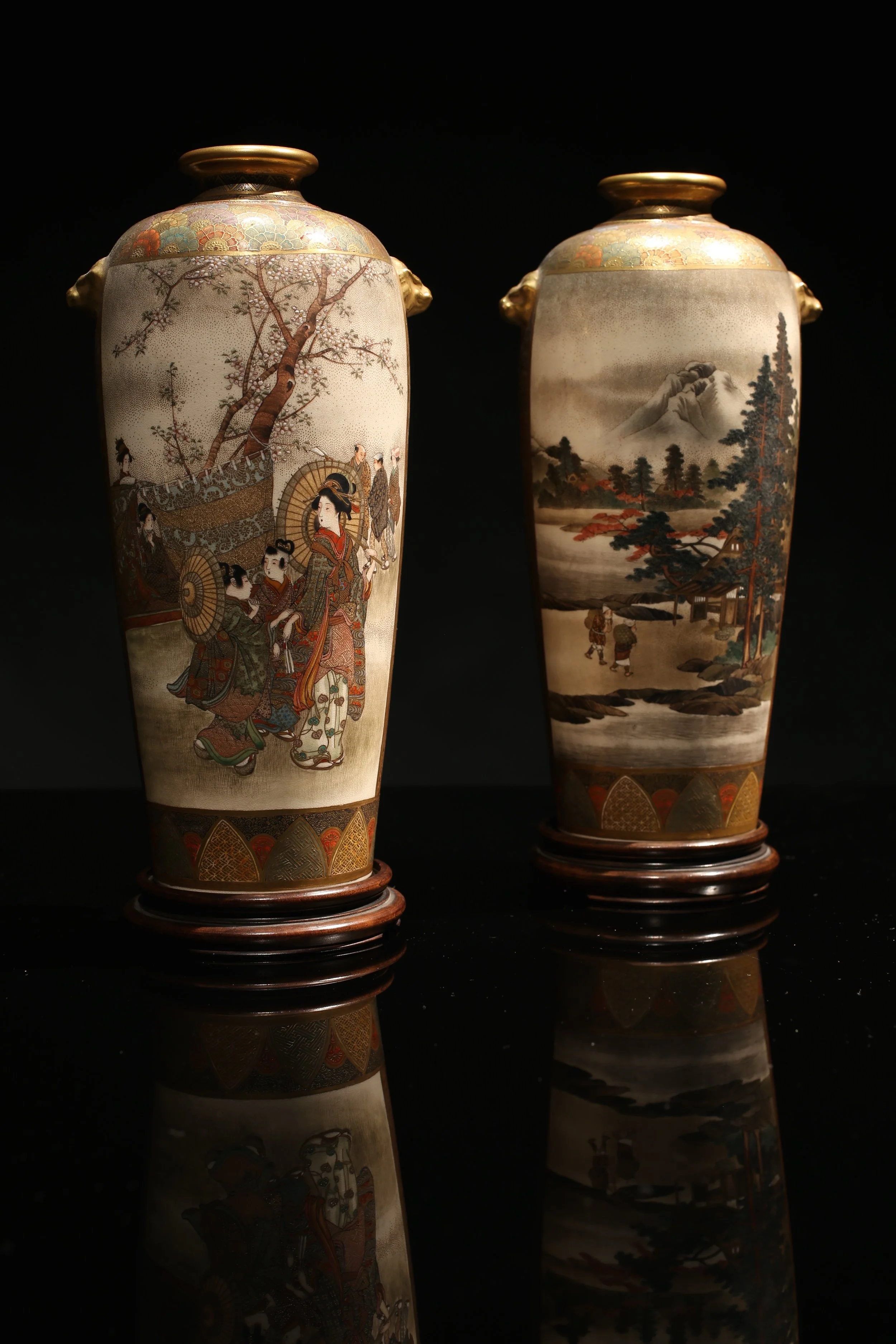 A fine quality pair of Satsuma vases