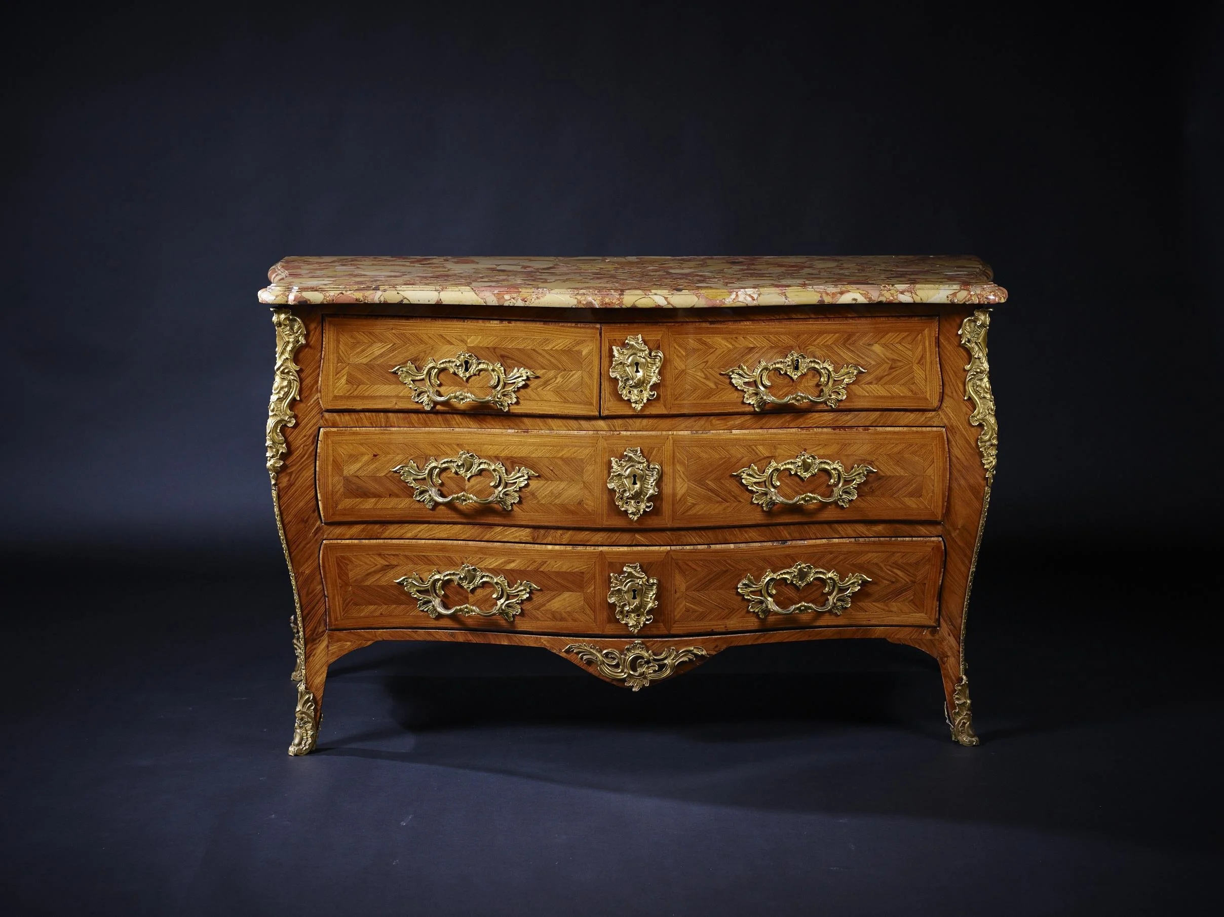 A Louis XV commode, by Criaerd