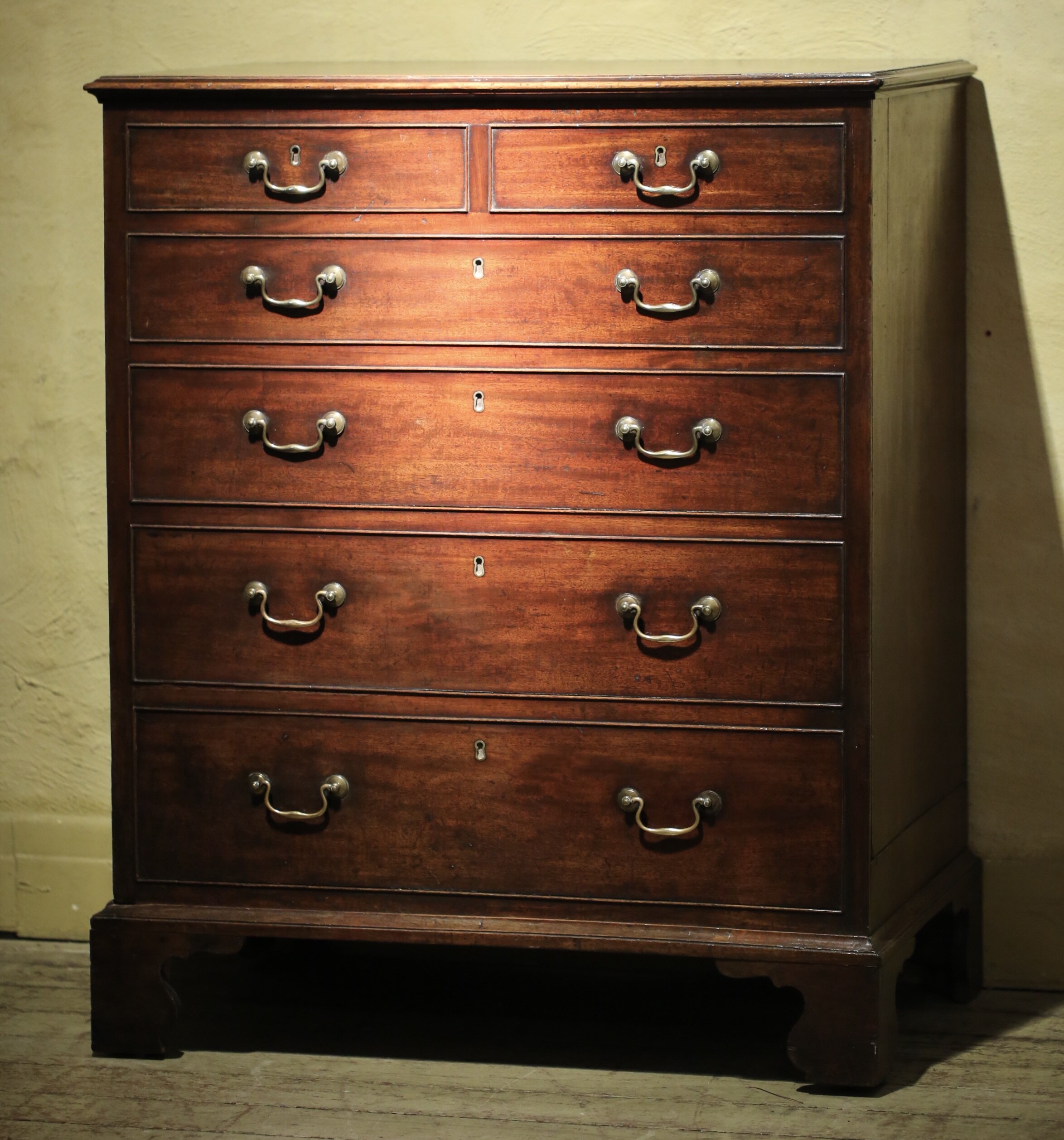 Rare metamorphic chest/Campaign bed