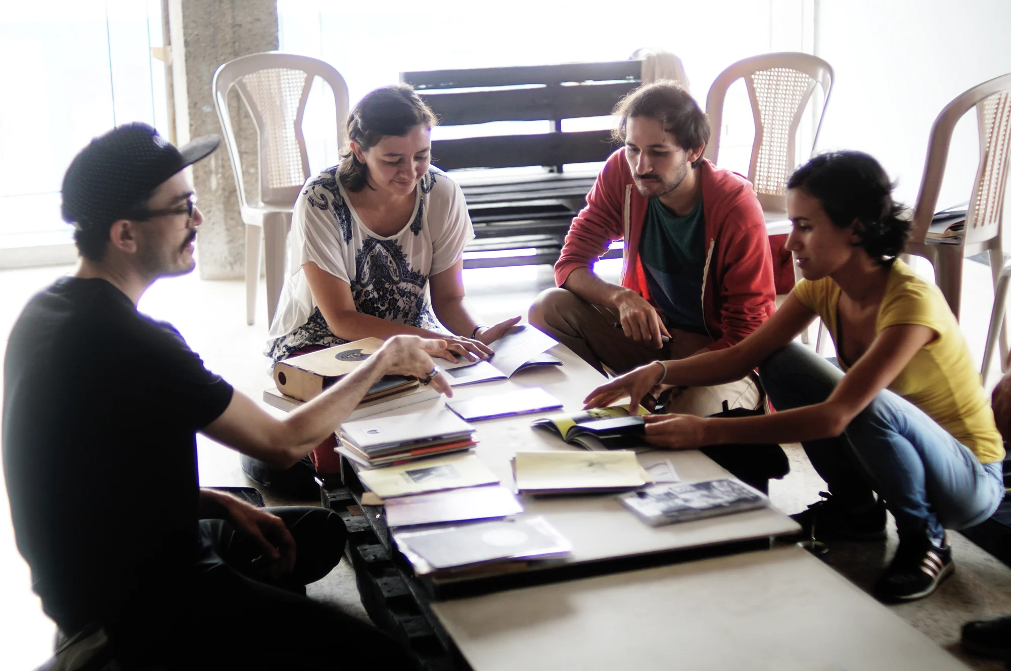 Oscar Ruiz-Schmidt , creador de Cornucopia-Zine, Taller Lapsus San José, 2016.