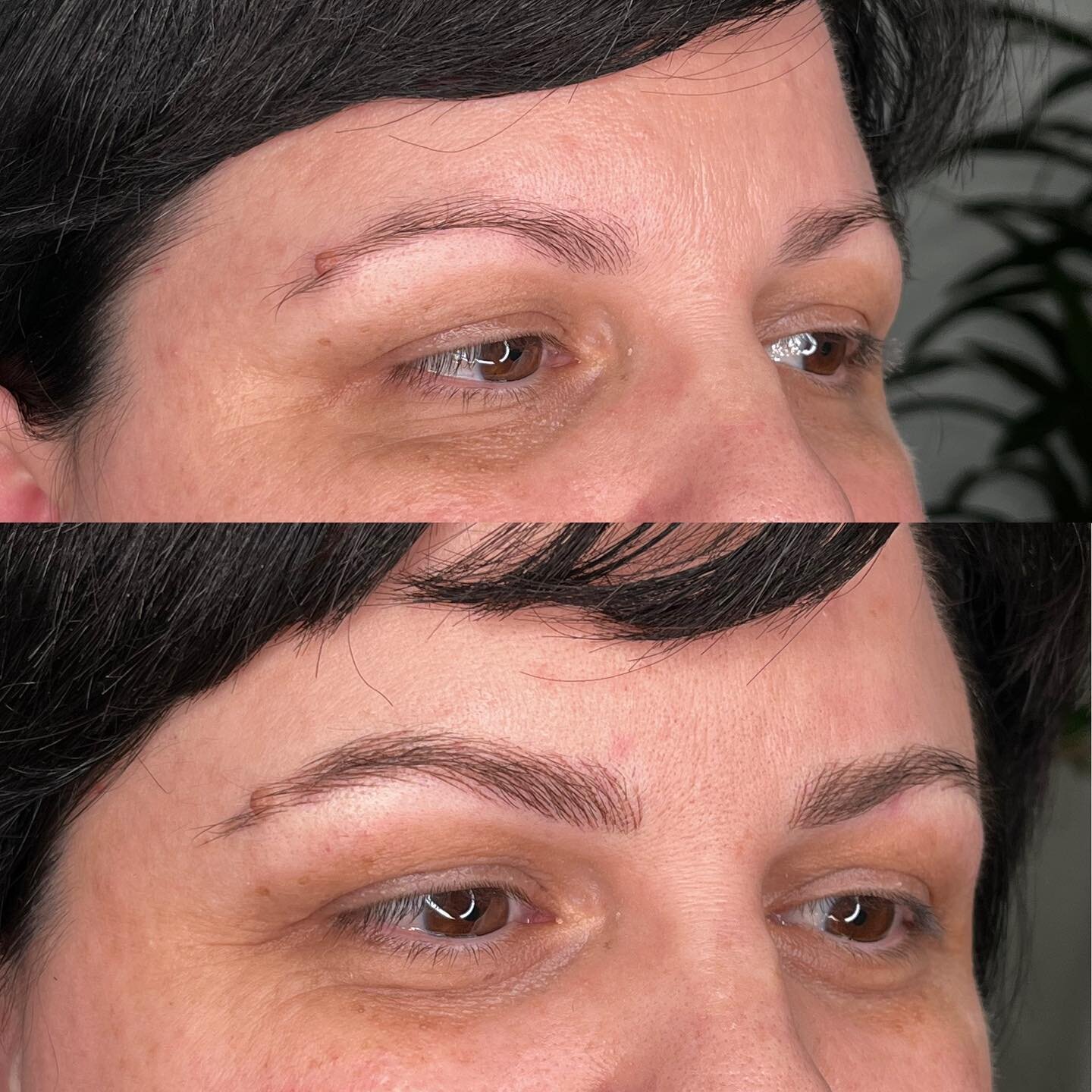 Absolutely head over heals in luv with Nano Brows 💞Being able to achieve results like this in just one session feels like magic! ✨🥲😍 
.
.
.
.
 #nanobrows #hairstrokebrows #beforeandafter #losangelesnanobrows #nanobrowslosangeles #losangelestattoo 