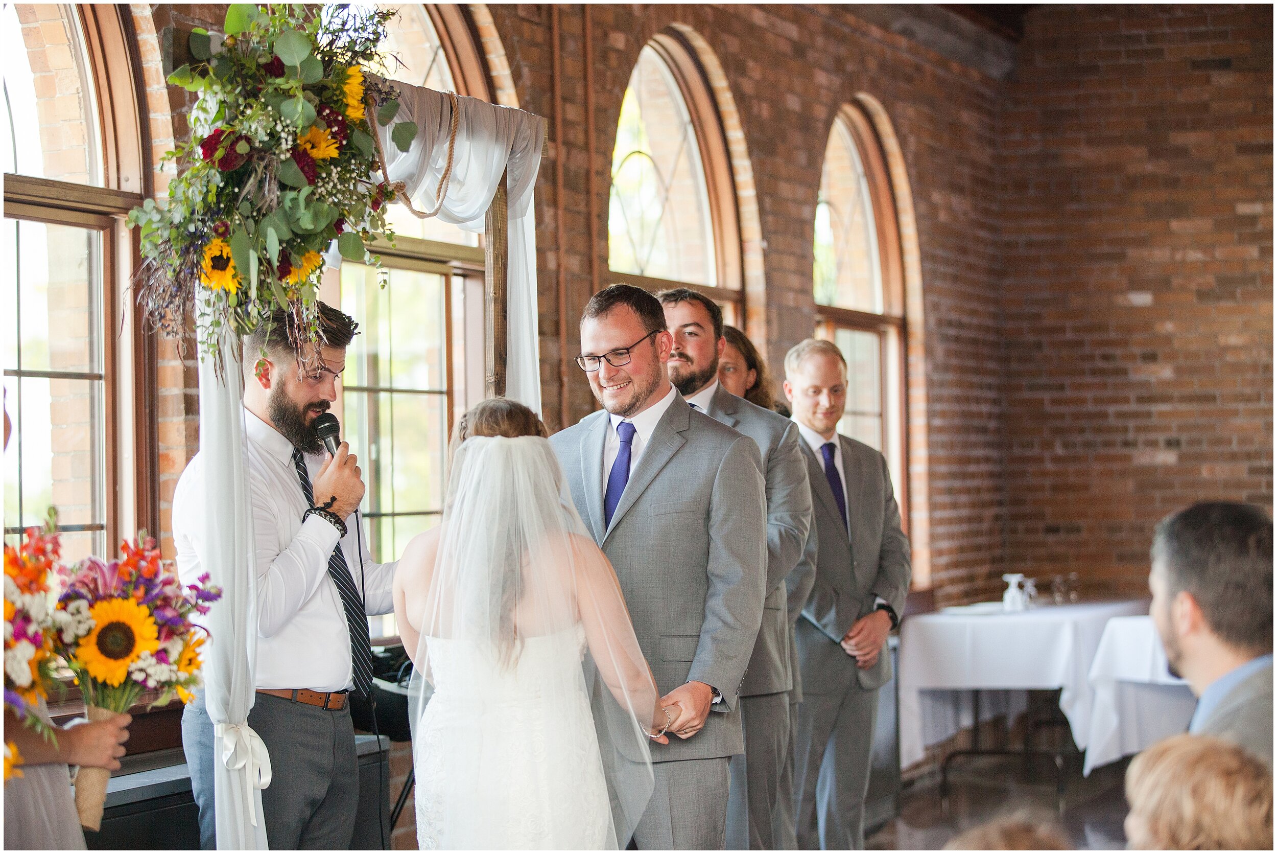 Milwaukee WI Wedding Photographer_0017.jpg