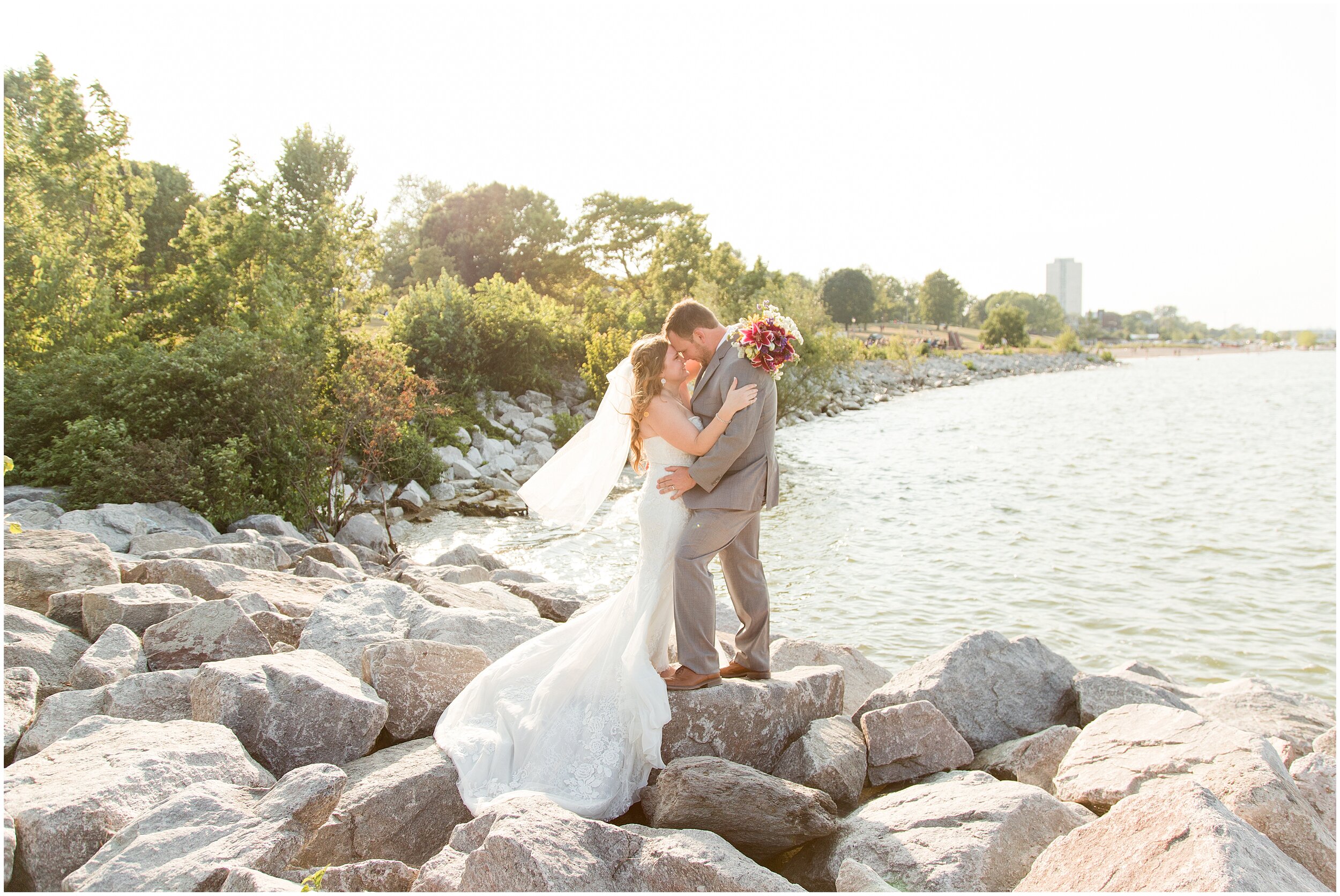 Milwaukee WI Wedding Photographer_0033.jpg