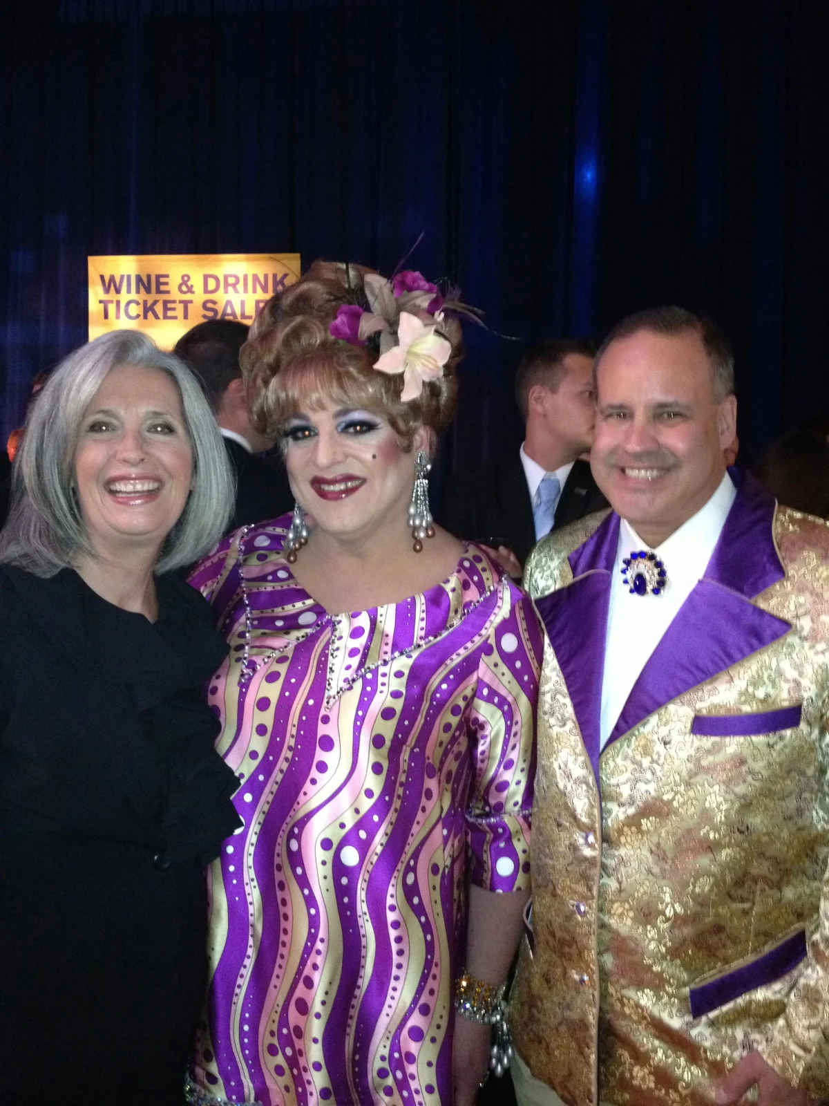 HRC Drag Queen and Bob