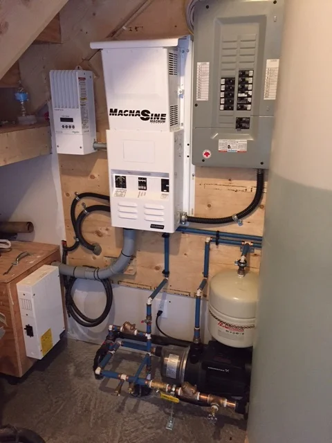 Cabin 1 utility Room.JPG