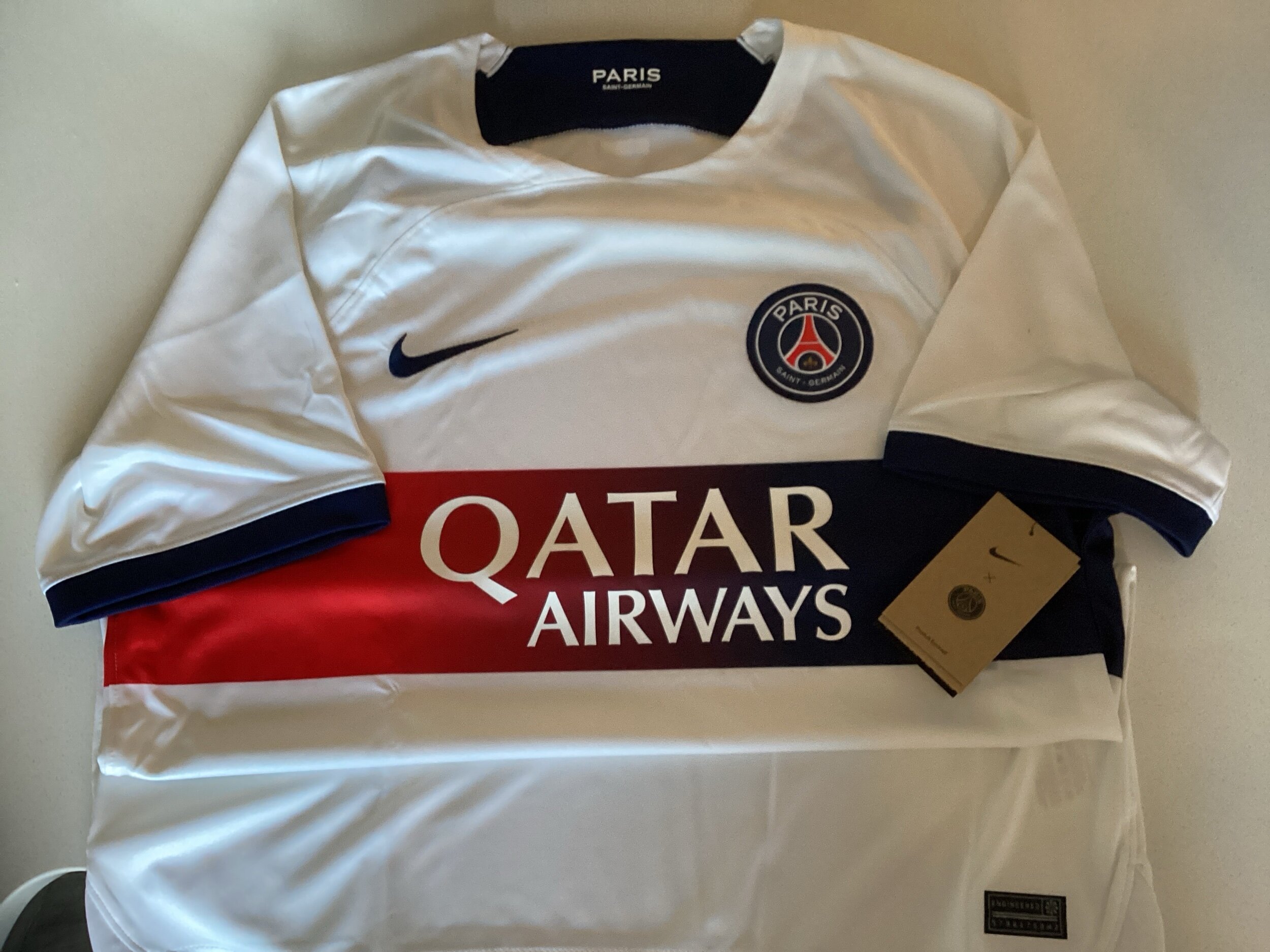 70DA06EB-8B71-4F3B-9517-C9F068464288