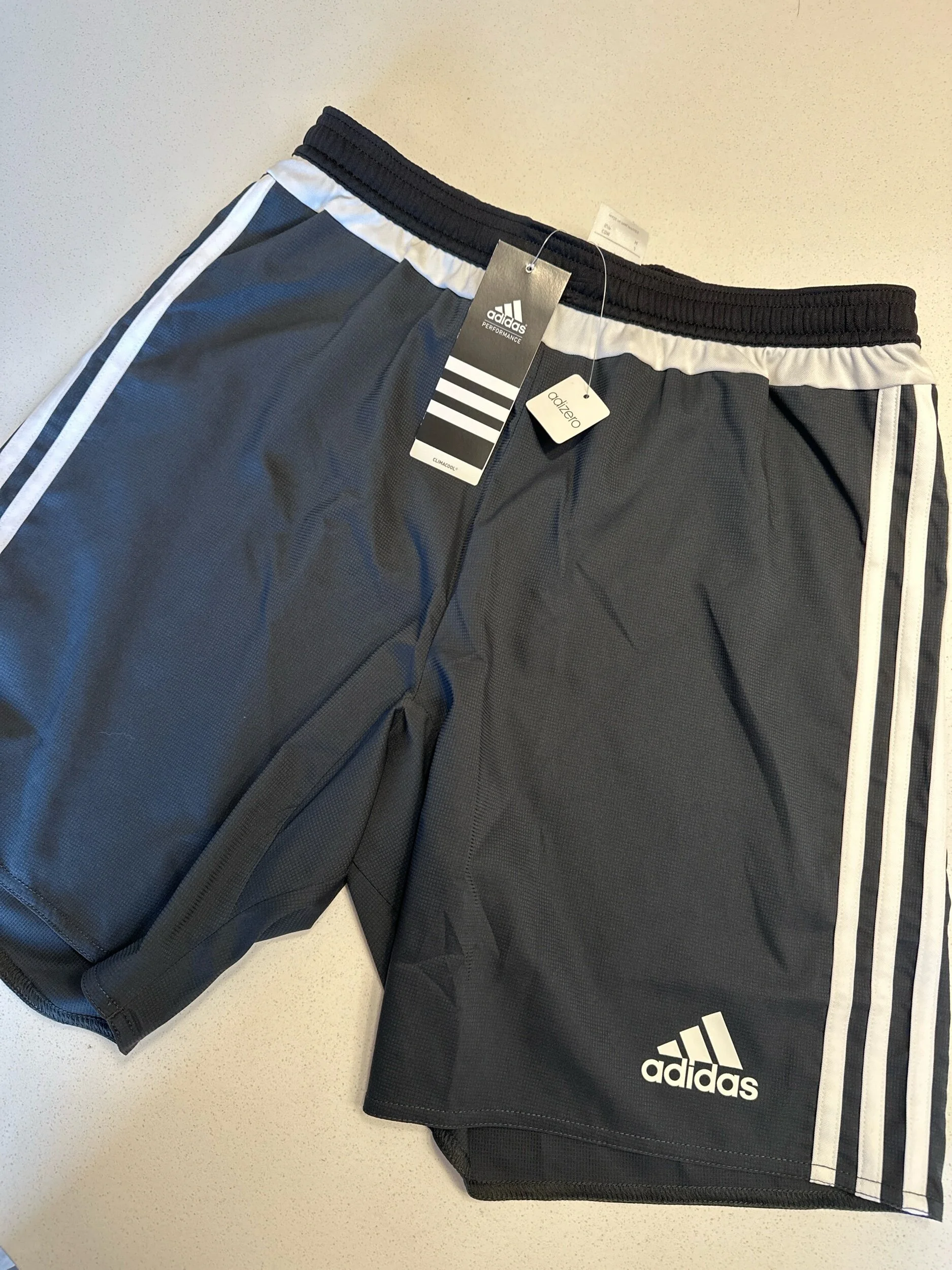 17D038EA-2667-4672-914E-A94A6FB3DF86