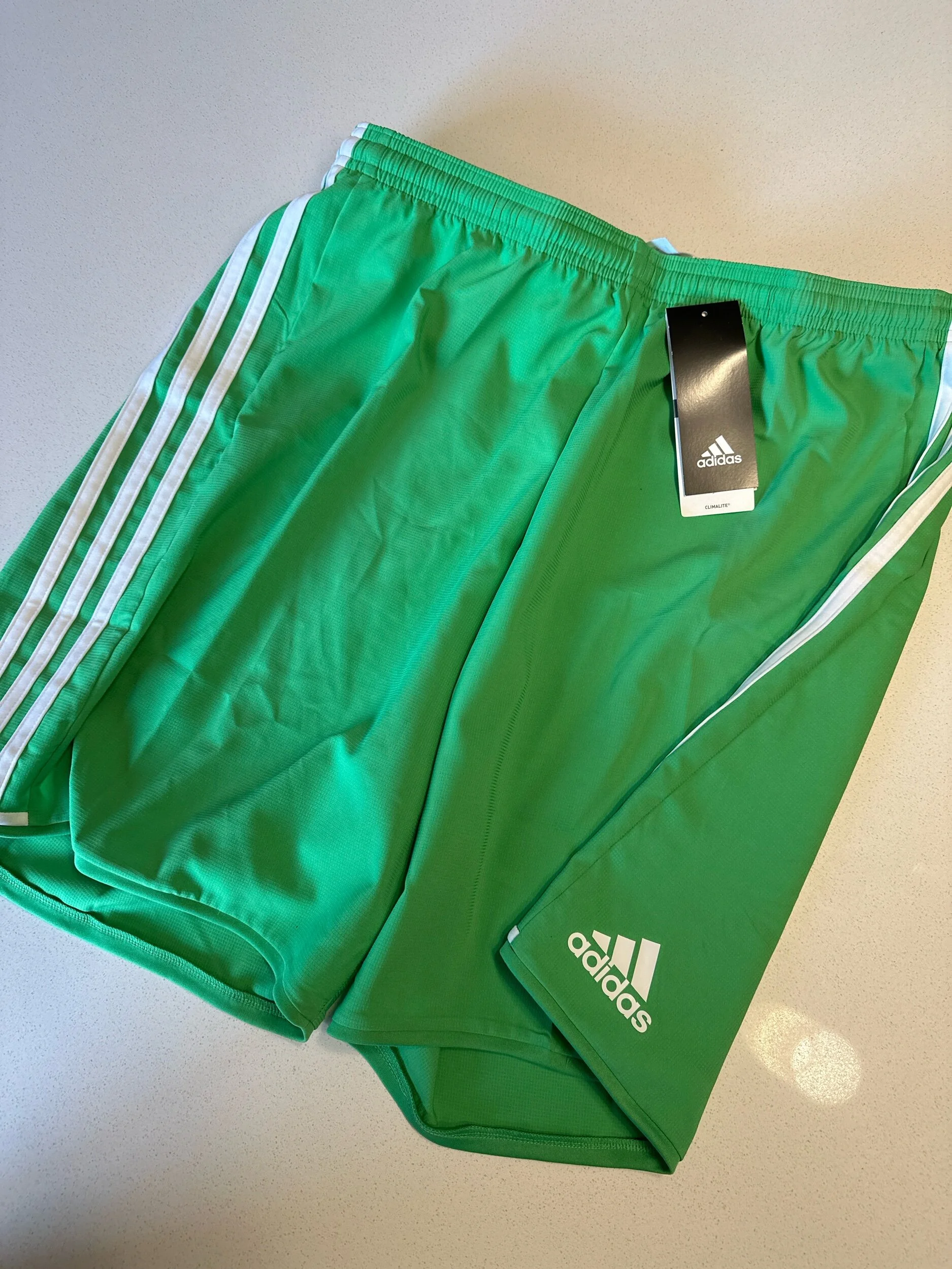 65B8B4F6-080F-4522-AD08-E7391BAB2BA1