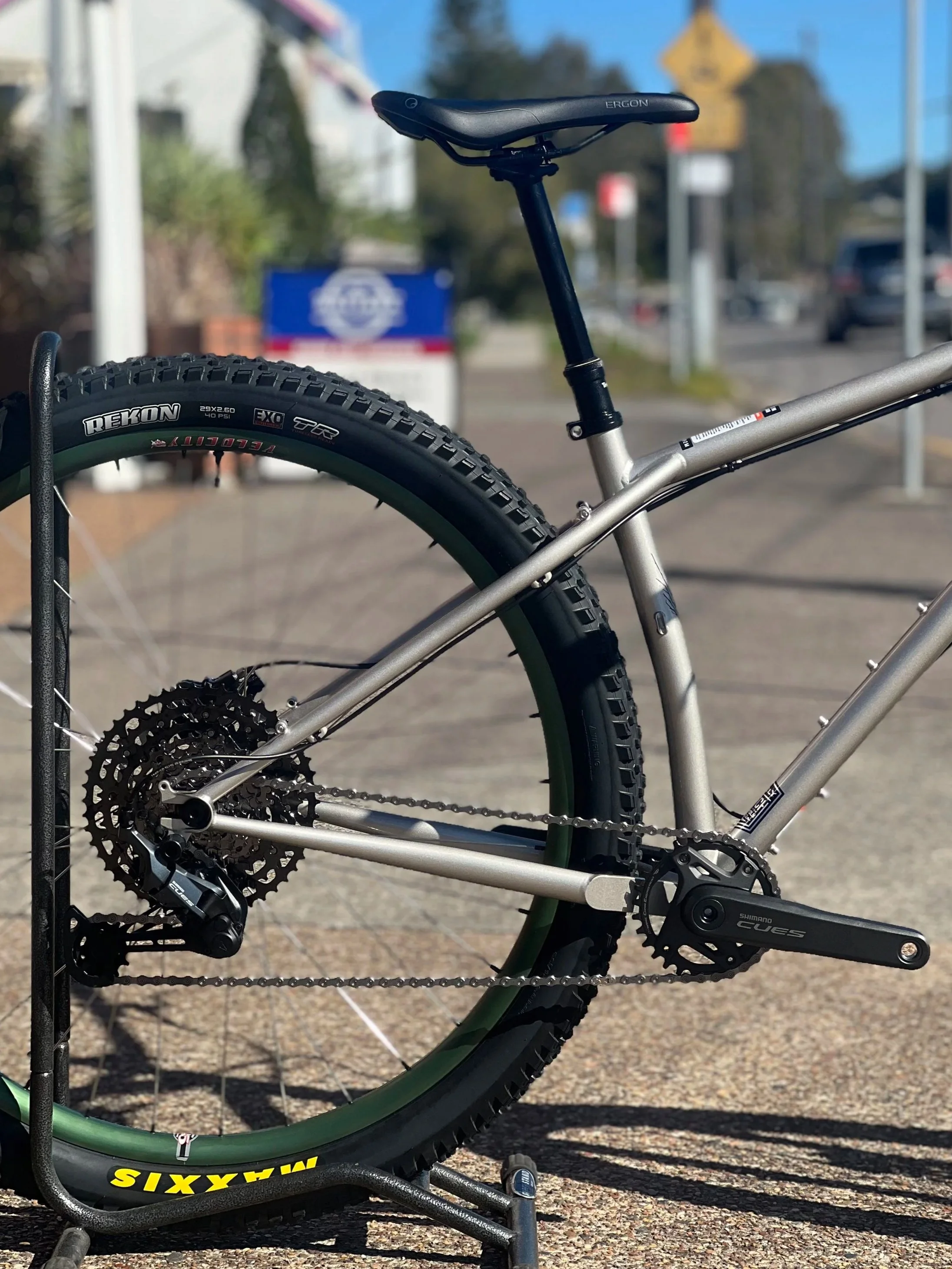 Surly-Krampus-Rigid-Salmon-Skin-Silver-Ghost-Gum-Bikes-2.jpg
