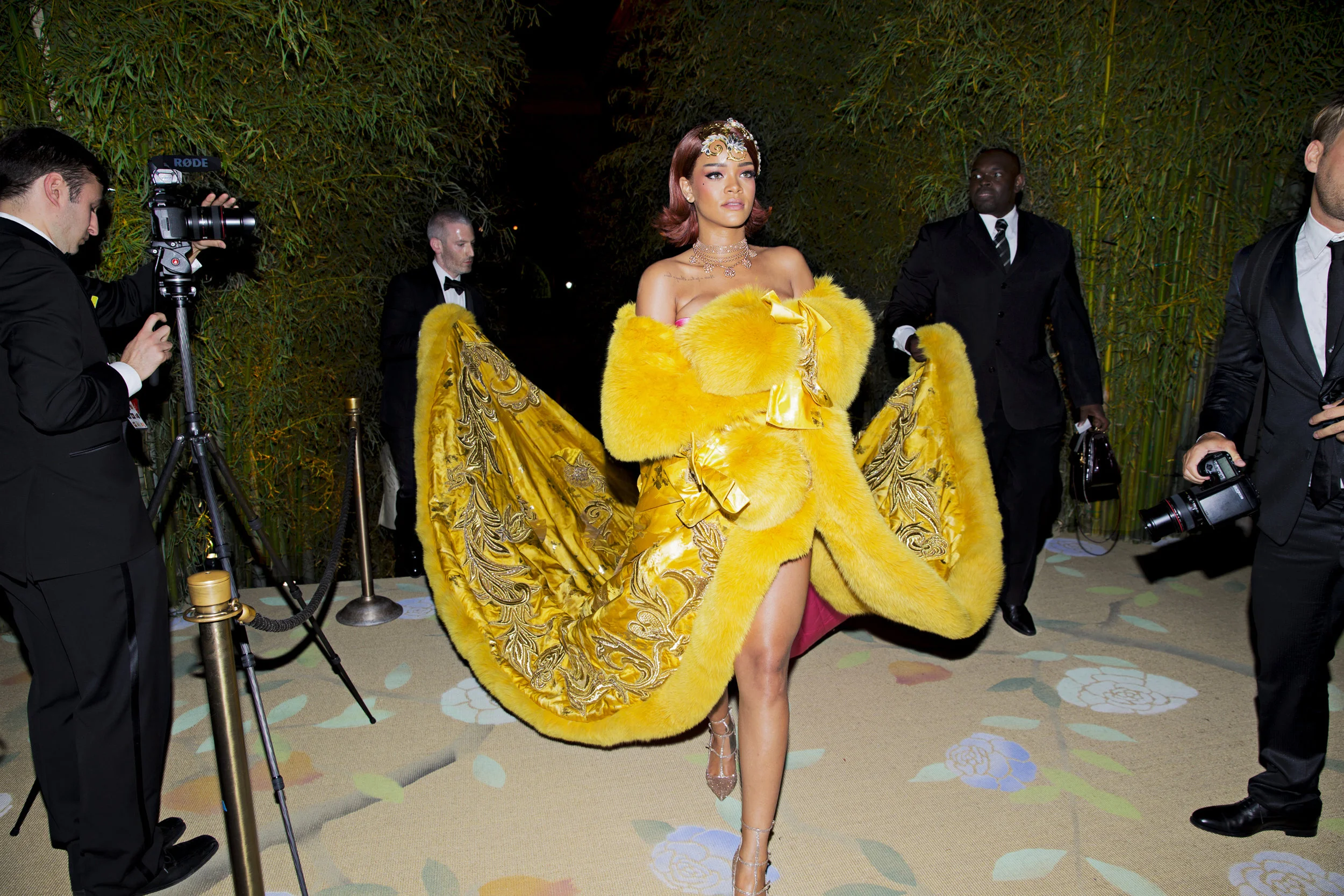 Rhianna Met Gala 2015.jpg