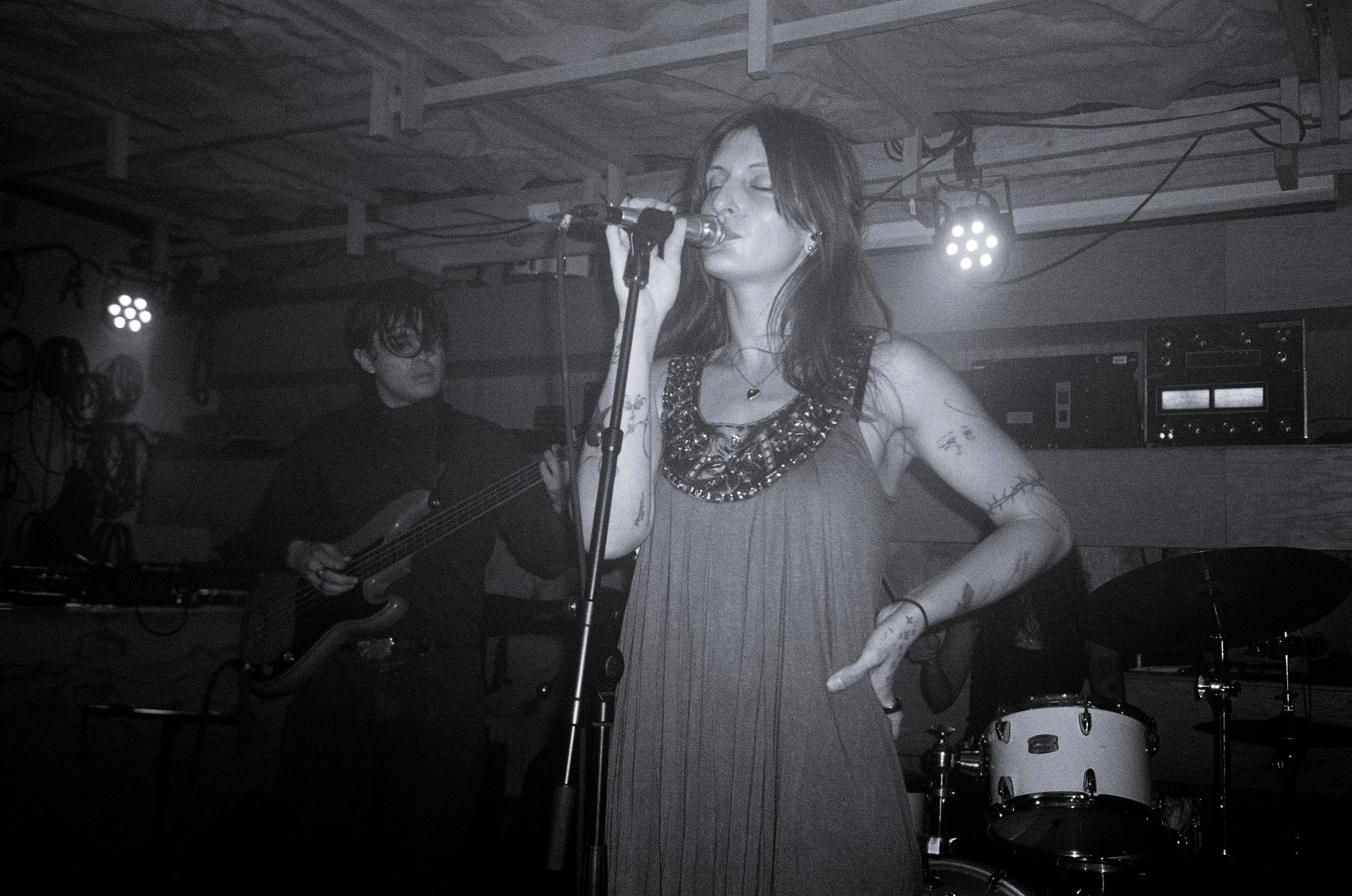 BW-260911270389010011.jpg