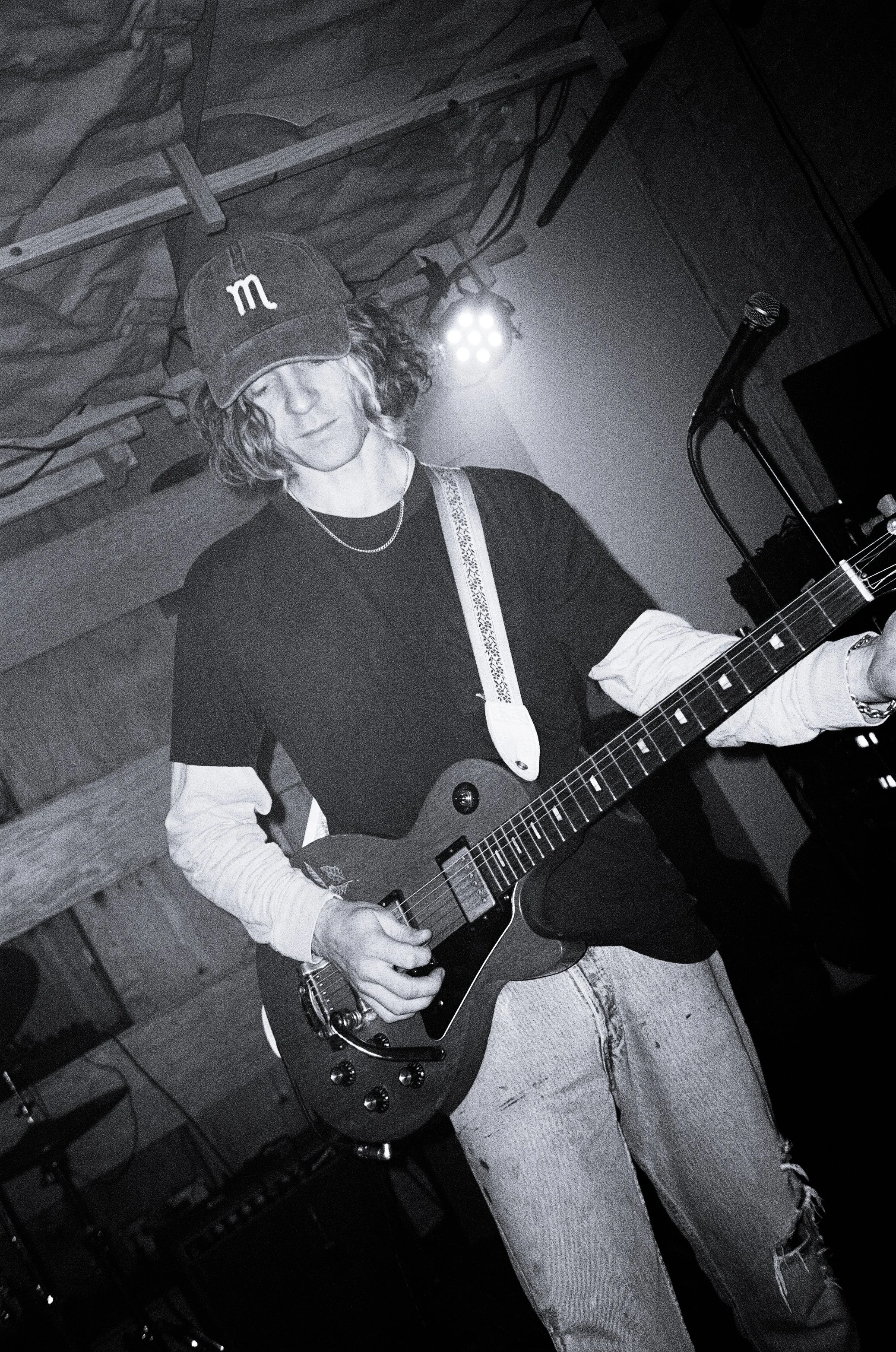 BW-260911270389010006.jpg