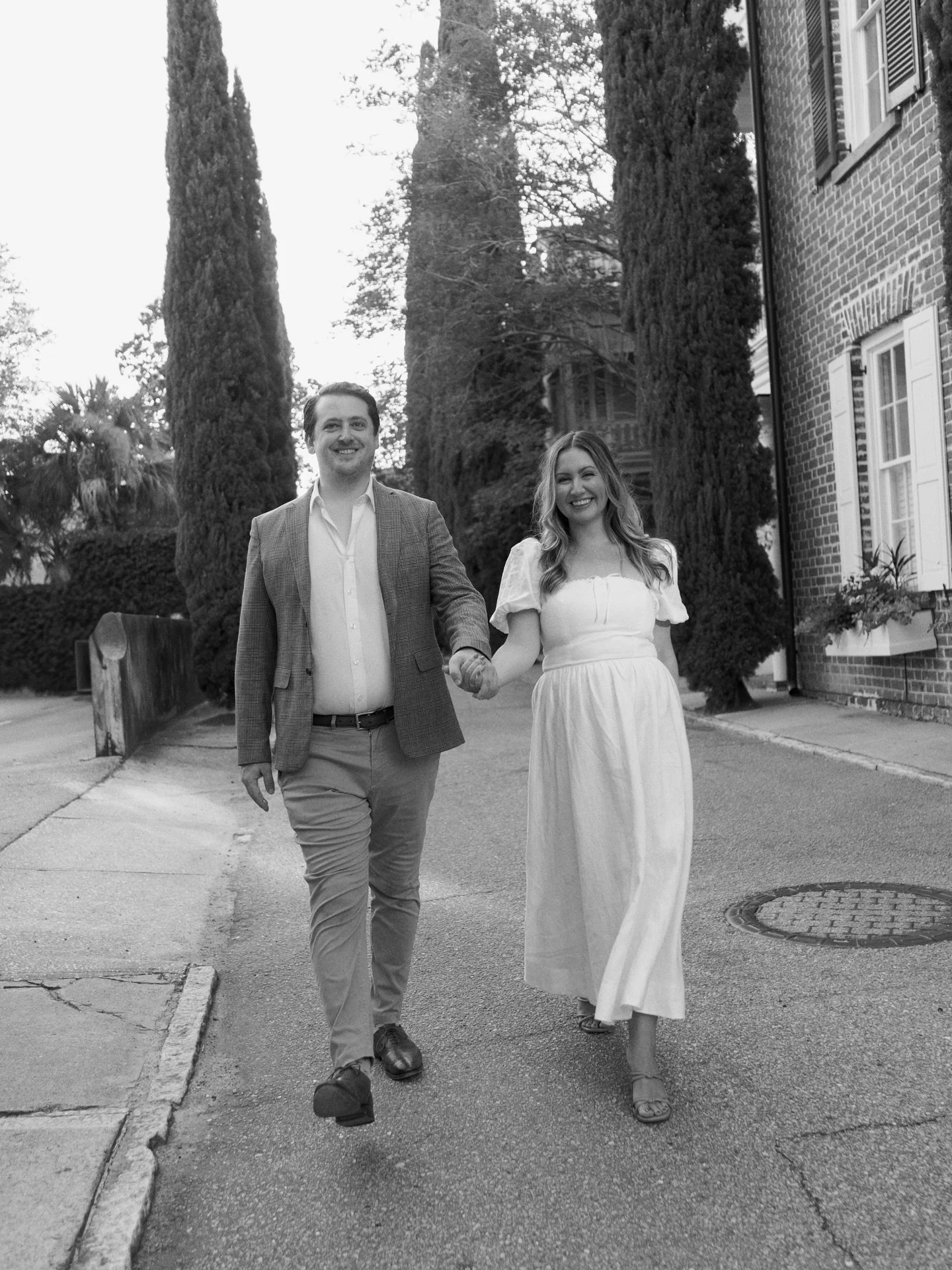 // strollin&rsquo; in magic

#engagementphotographer #engagementphotography #engagement #engagements #couplesession #couple #love #gettingmarried #goingtothechapel #savethedate #engagementshoot #proposal #shesaidyes #engaged #engagementphotos #saveth