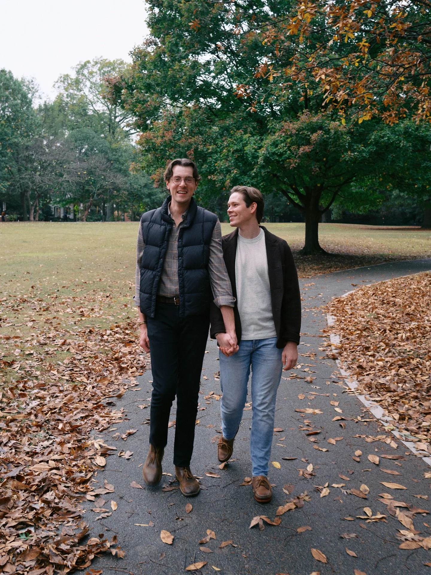 // fall colors can&rsquo;t come fast enough

#piedmontparkatl #atlengagement #atlantaengagement #atlantaengagementphotographer 
#engagementphotographer #engagementphotography #engagement #engagements #couplesession #couple #love #gettingmarried #goin