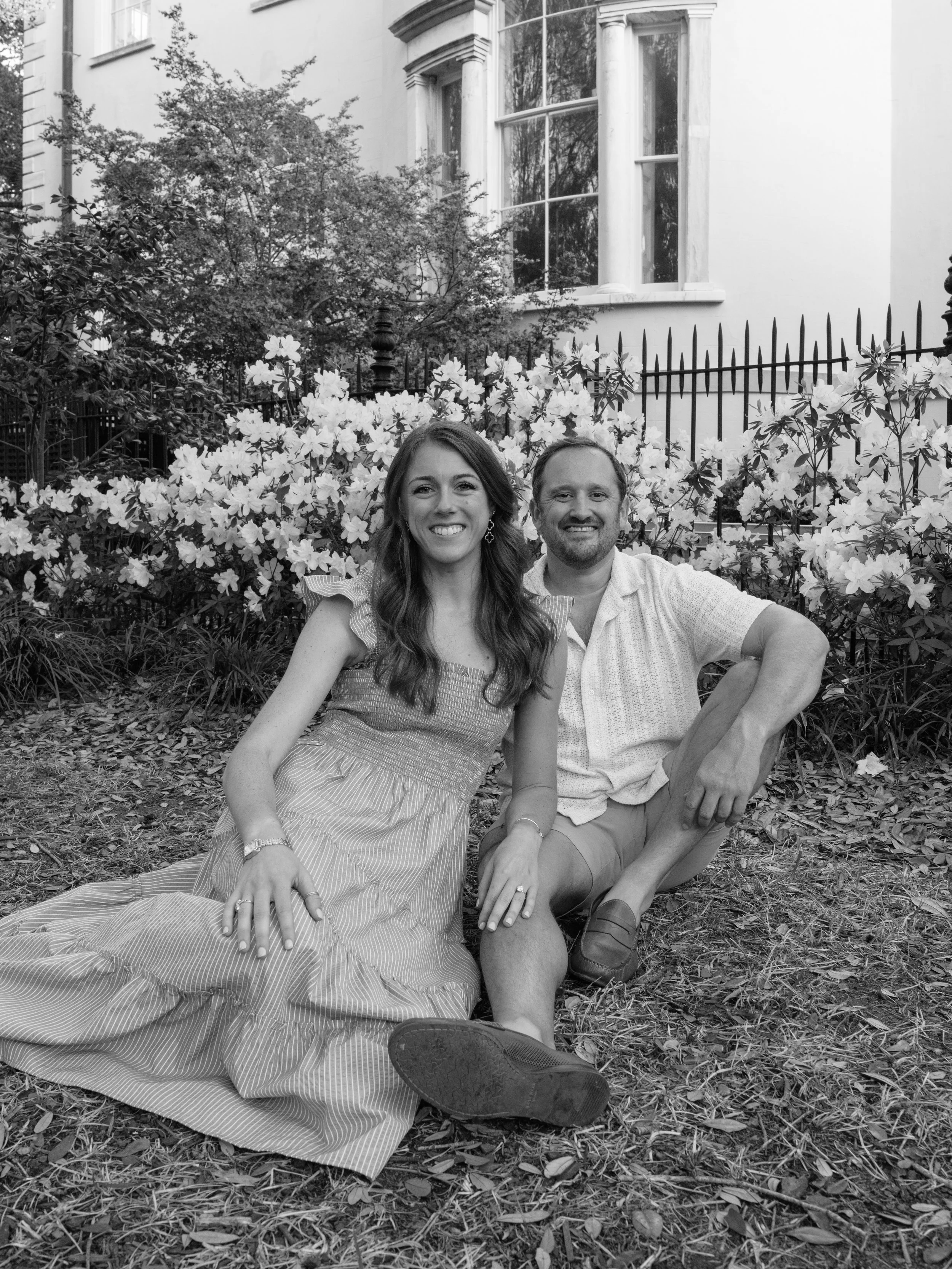 washington-square-engagement-charleston