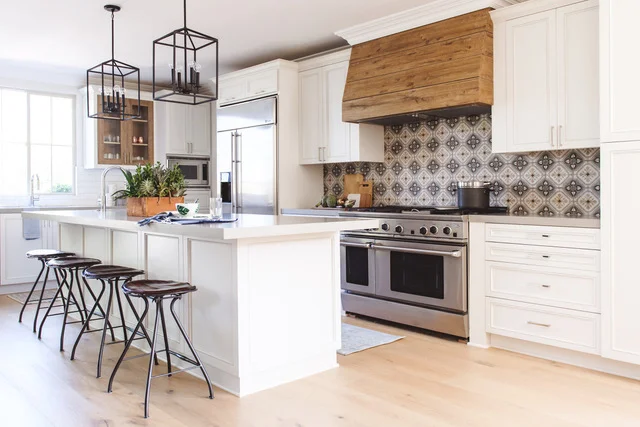 Kitchen Keeps Its Layout but Gets a New Spanish Modern Look
