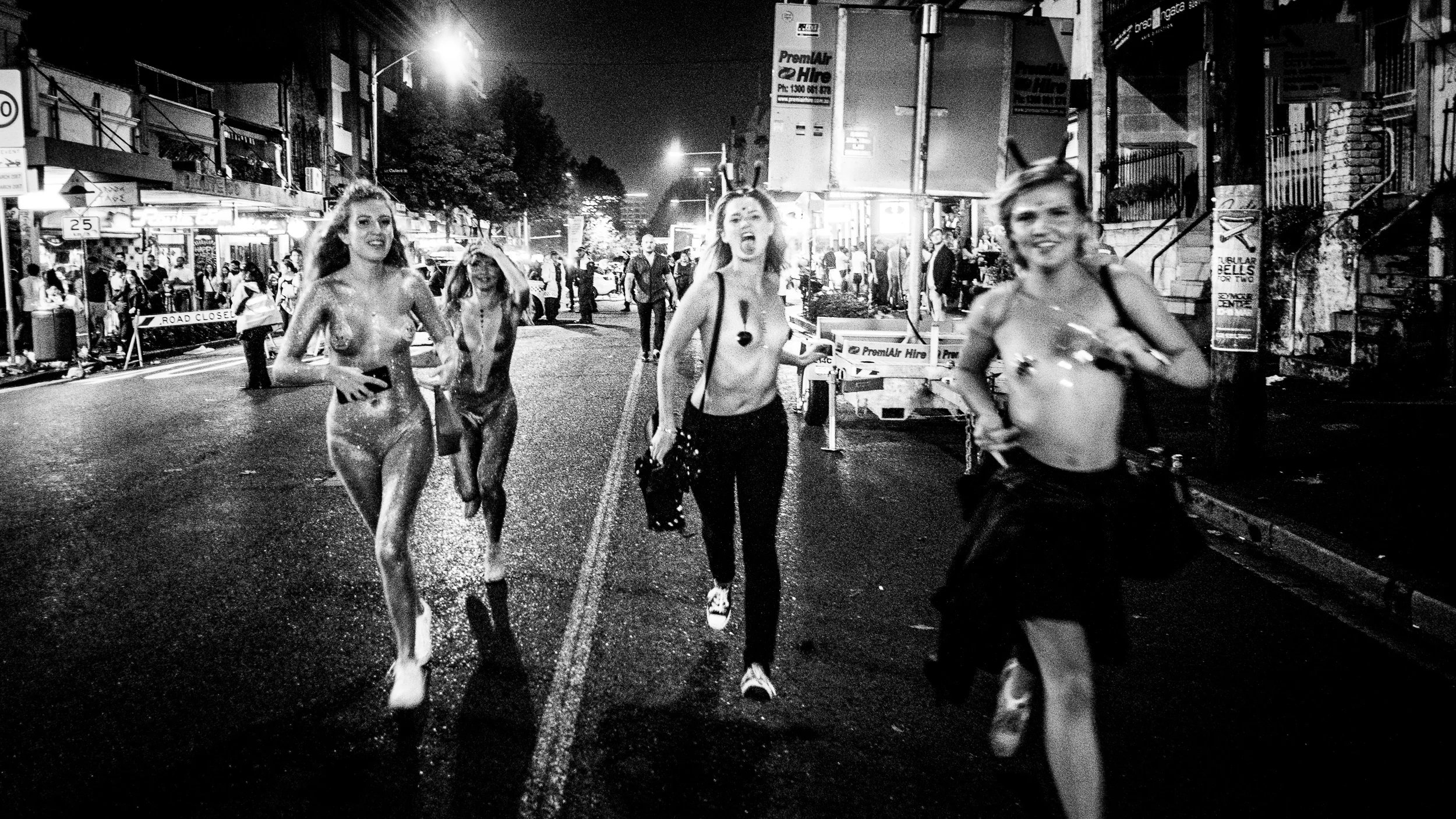 Mardi Gras_folio-3.jpg