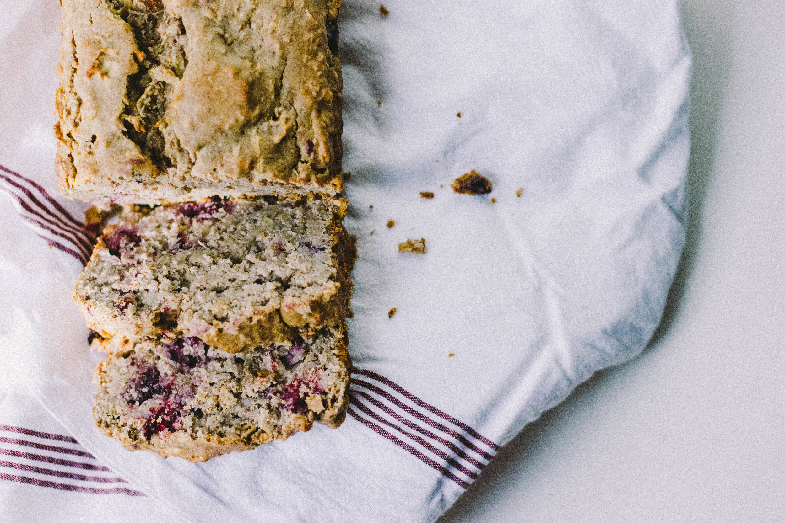 blackberry-apple-loaf-7-1.jpg