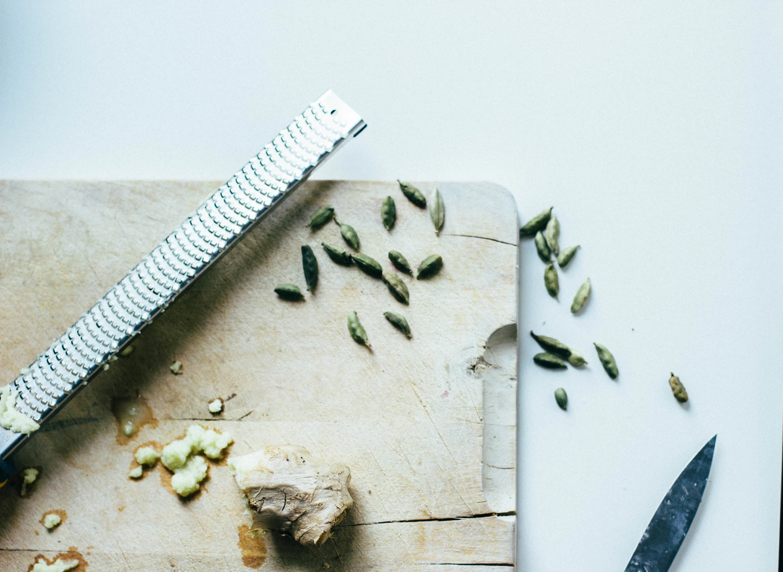 dairy free, honey sweetened coconut + cardamom ginger ice cream (anti-inflammatory)