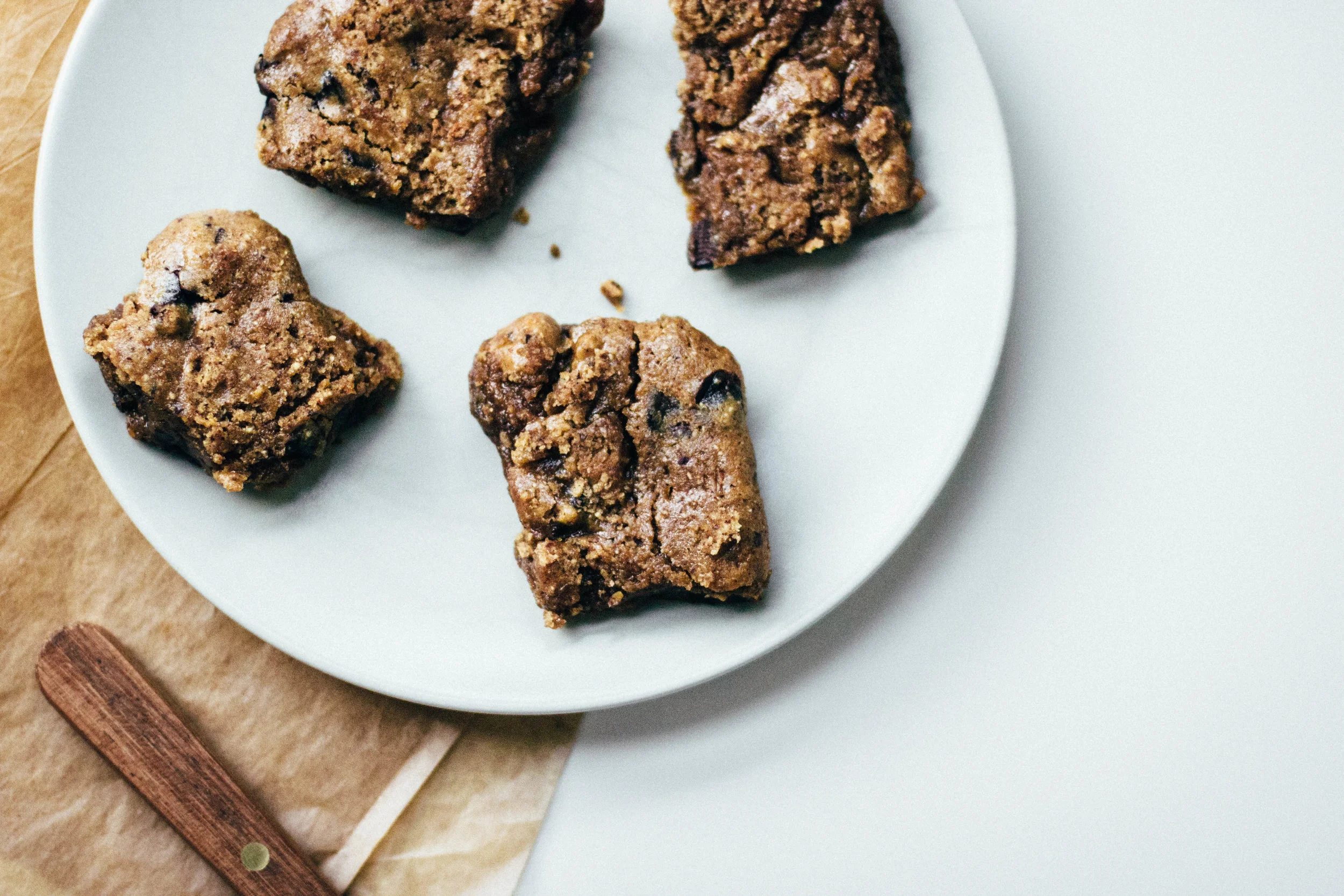 nutmeg and pear | chocolate chunk almond butter blondies w/muscavado (gluten & dairy free)