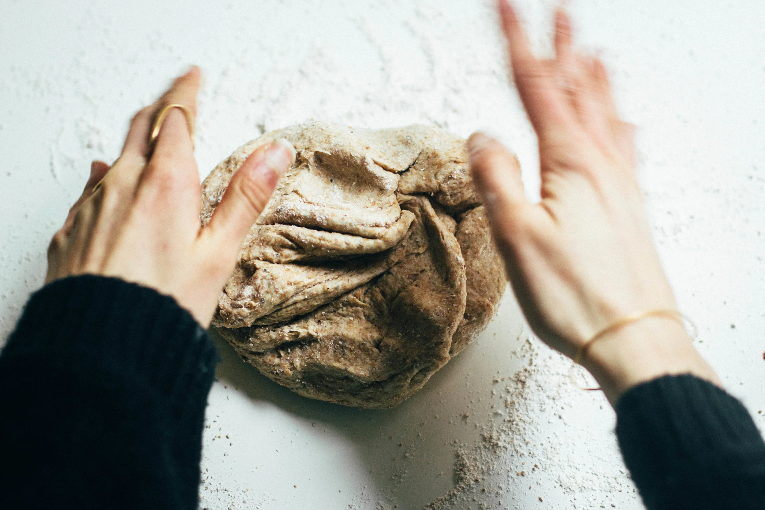 nutmeg and pear | healthy spelt bread wreath w/ cardamom & cranberry (naturally sweetened & dairy free)