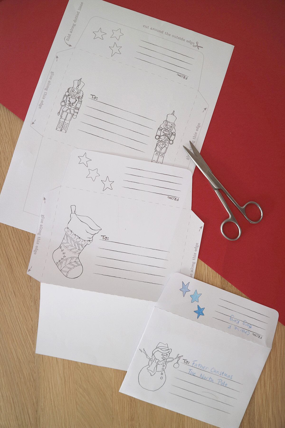 Paper-Roses | Printables | Christmas writing sets | Envelopes |  Snowman, stockings and nutcracker soldiers