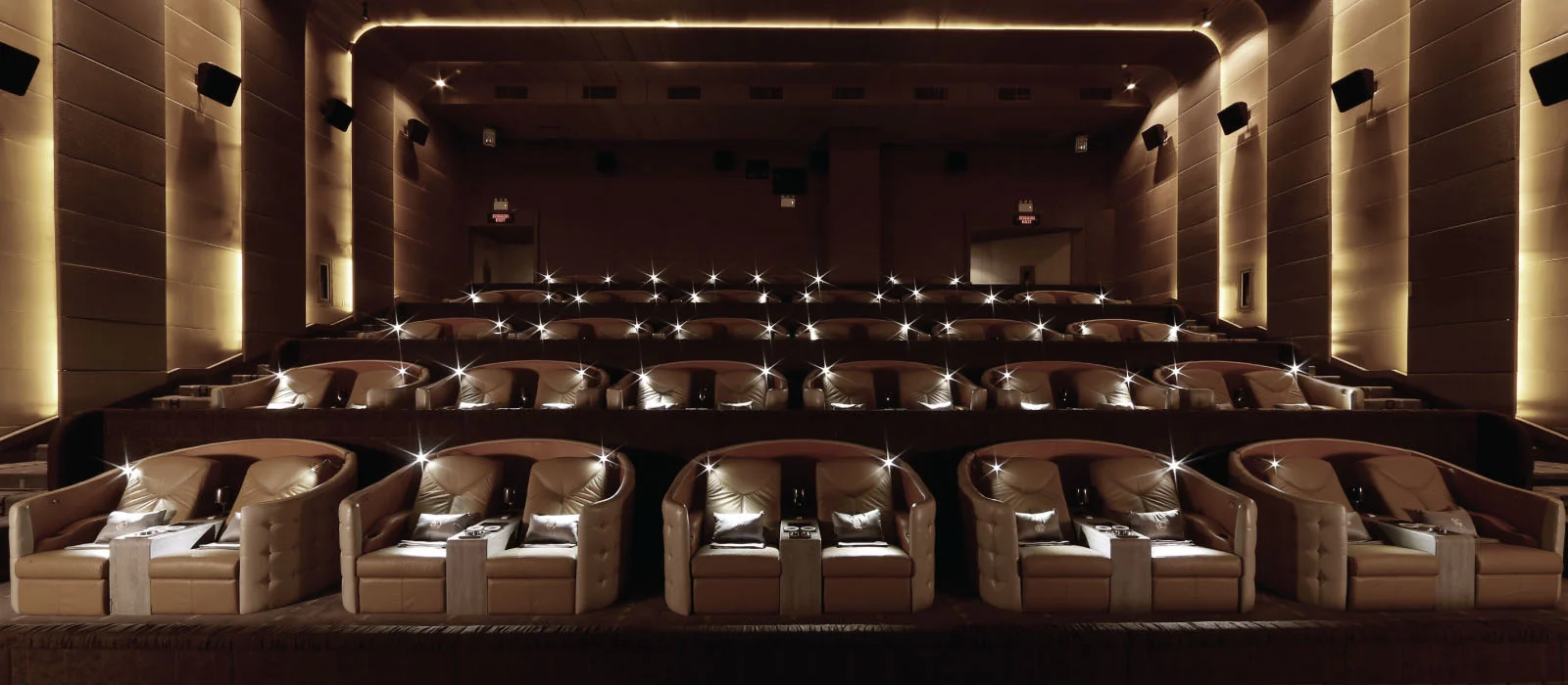 THEATRE 4