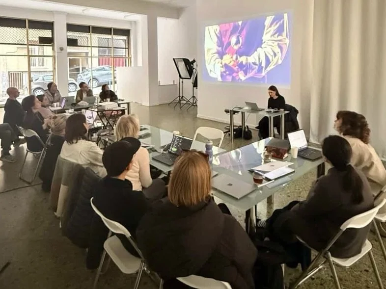 Posting this much later than planned, but here are a few moments from the three-day workshop Photography Through the Lens of AI, which I led last month at the @photoresearchcenter 

We spoke about the future of photography, authorship, image-making, 