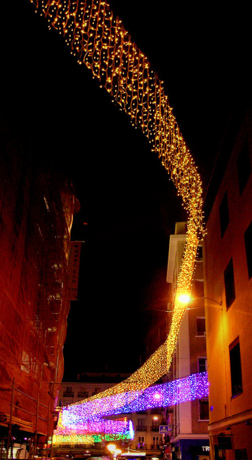 sergio_sebastián_luces navidad_serpentinas_02.jpg