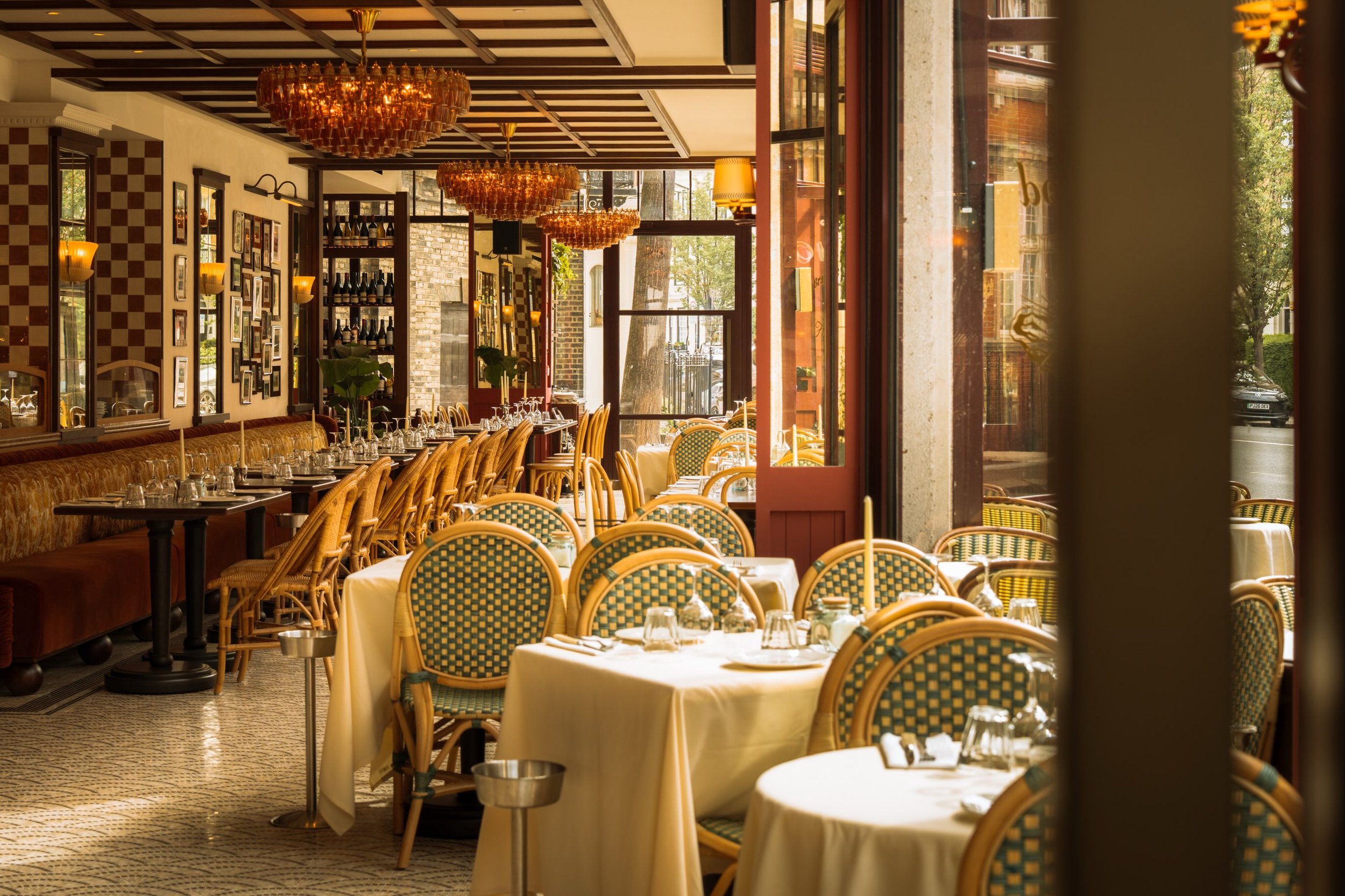 Brasserie Olivia has opened its doors in Sloane Square, marking La Nouvelle Garde&rsquo;s first restaurant in London.

MorganCarr provided Quantity Surveying, Project Management and Principle Design services, supporting the successful delivery of thi