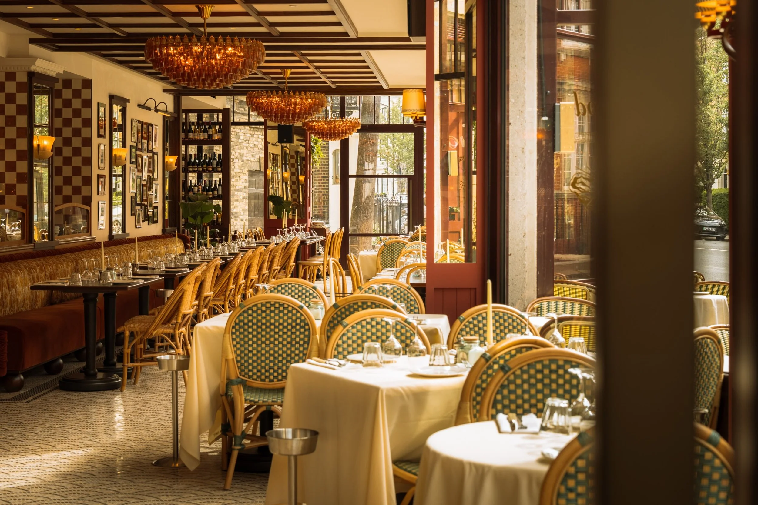 Brasserie Olivia has opened its doors in Sloane Square, marking La Nouvelle Garde&rsquo;s first restaurant in London.

MorganCarr provided Quantity Surveying, Project Management and Principle Design services, supporting the successful delivery of thi