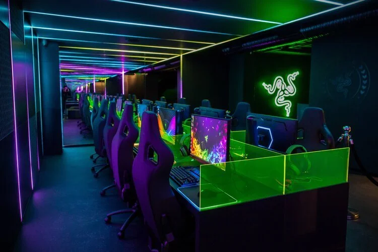 Razer store gaming booths - project management, quantity surveying and cdm services