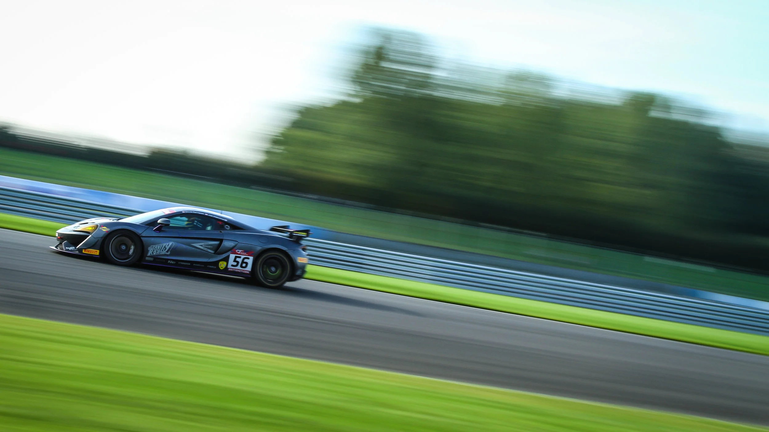Brit GT r-8.jpg