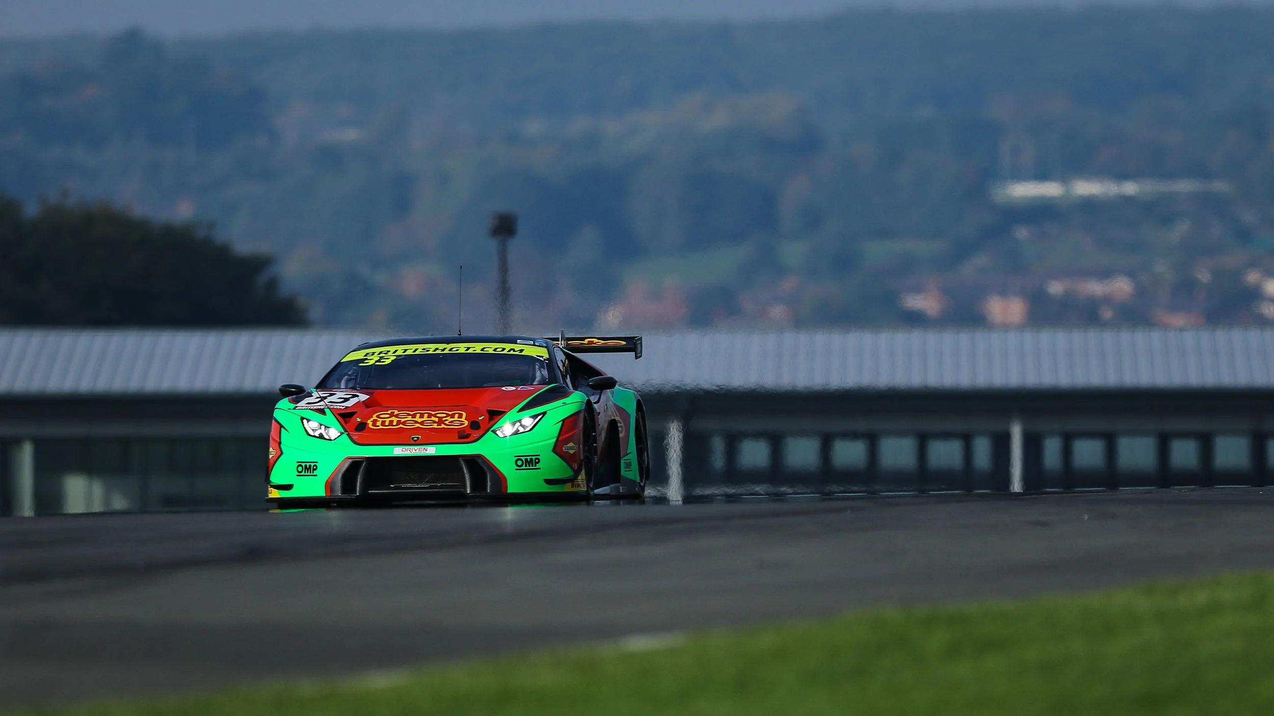 Brit GT r-9.jpg
