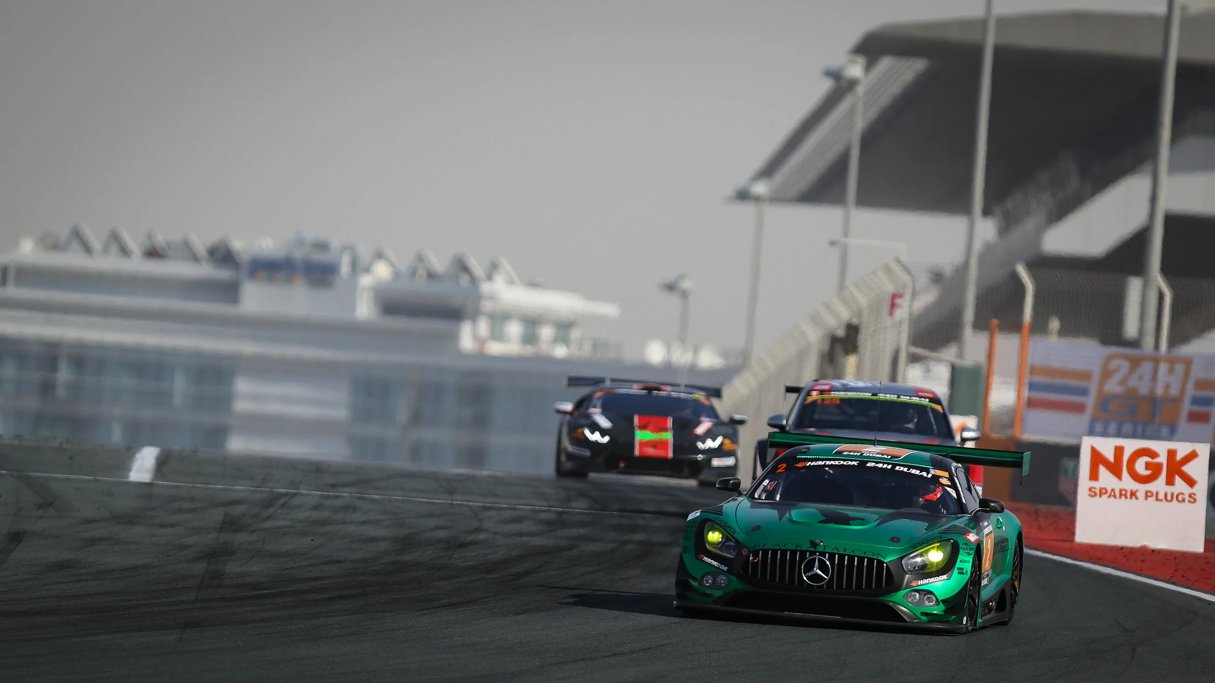 D 24h raceday website-6.jpg