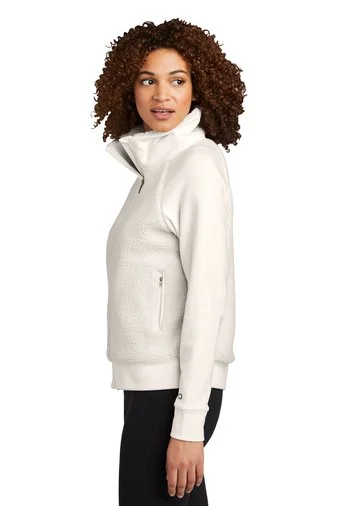10499-IvorySnow-3-LOG815IvorySnowModelSide-337W.jpg