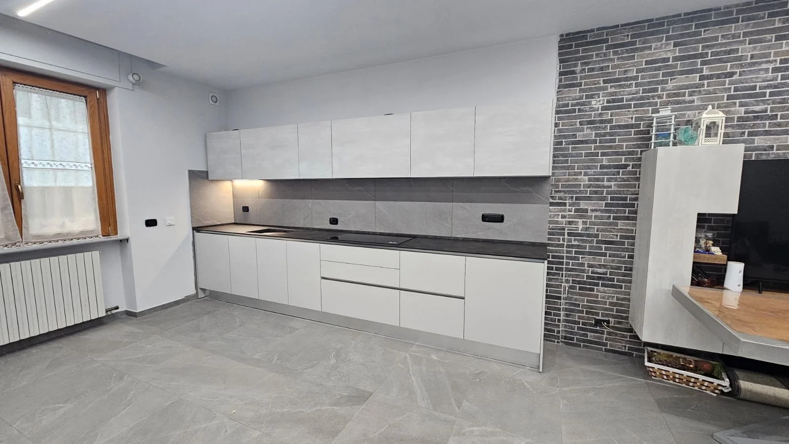 Cucina realizzatda da rcm.JPG