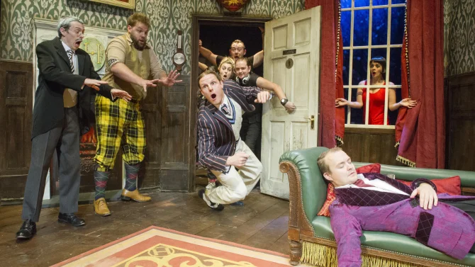Broadway Review: ‘The Play That Goes Wrong,’ Produced by J.J. Abrams