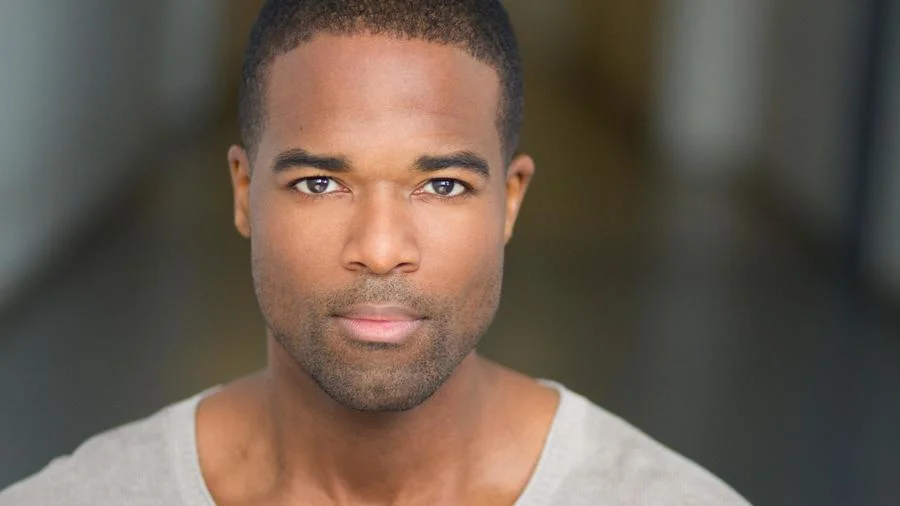Derrick Davis.jpg