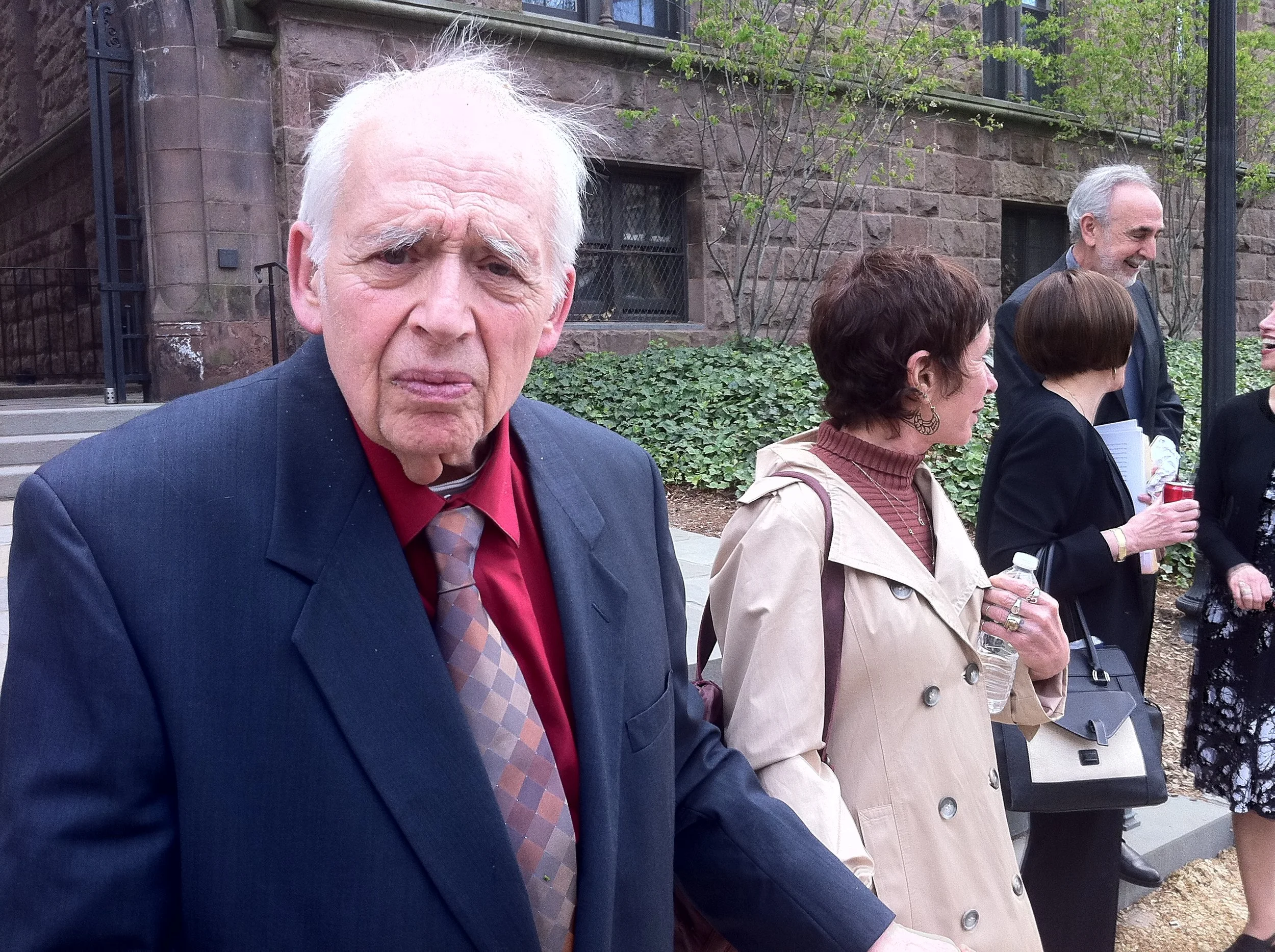 Harold Bloom, Shakespearean Scholar at Yale, Dies at 89