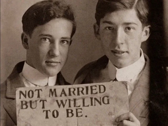 What the Gaze Reveals