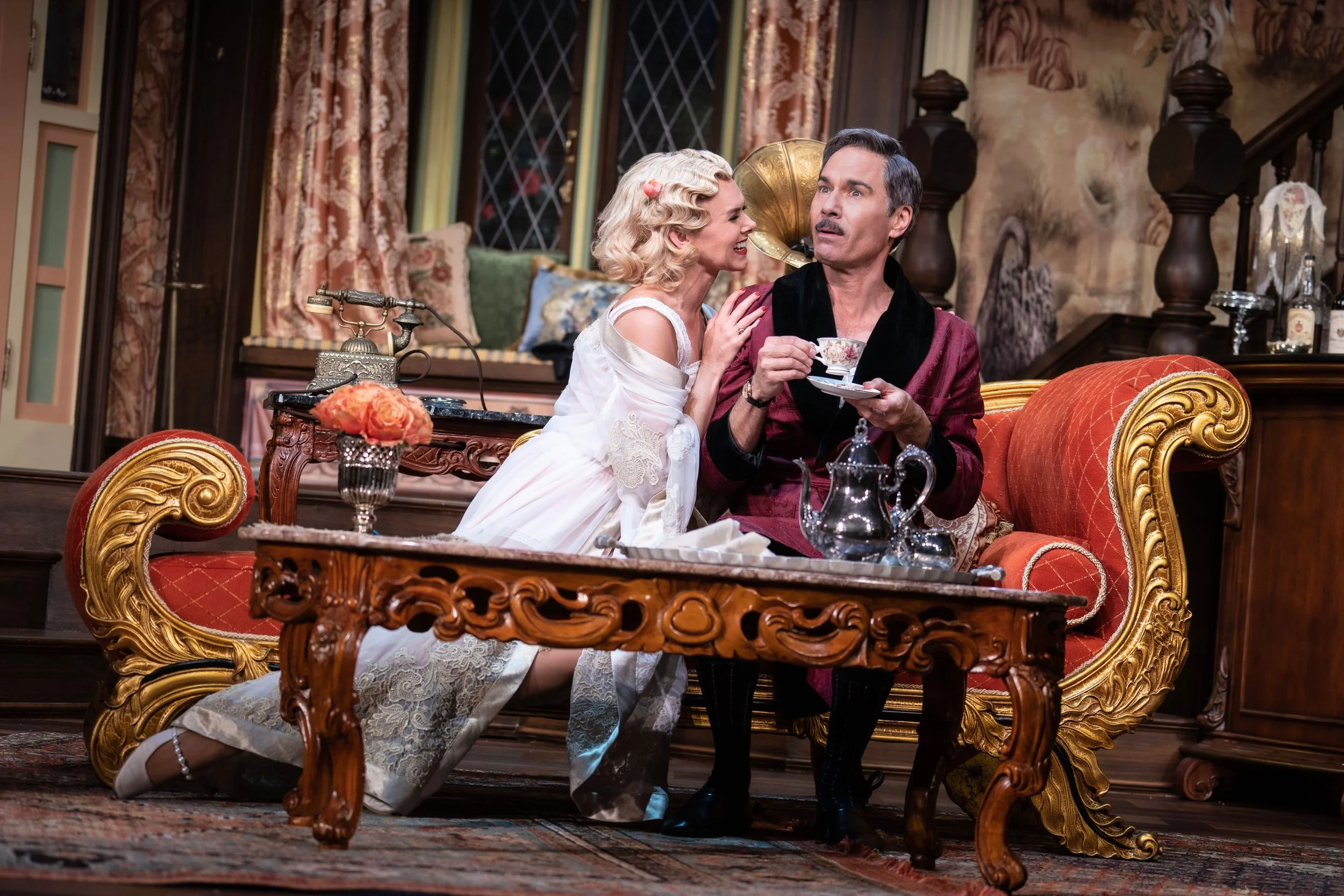 My Review: Broadway Comedy 'The Cottage'  with Eric McCormack