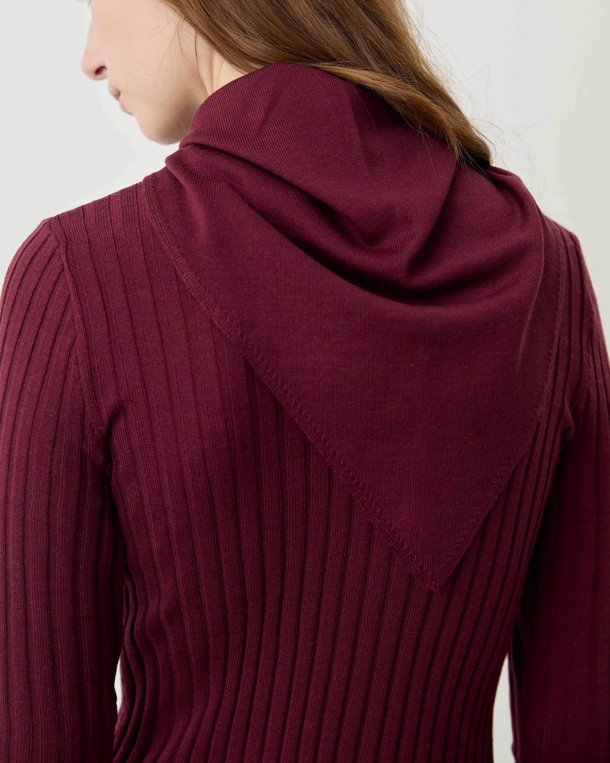 Triangle Scarf_Burgundy7.jpg