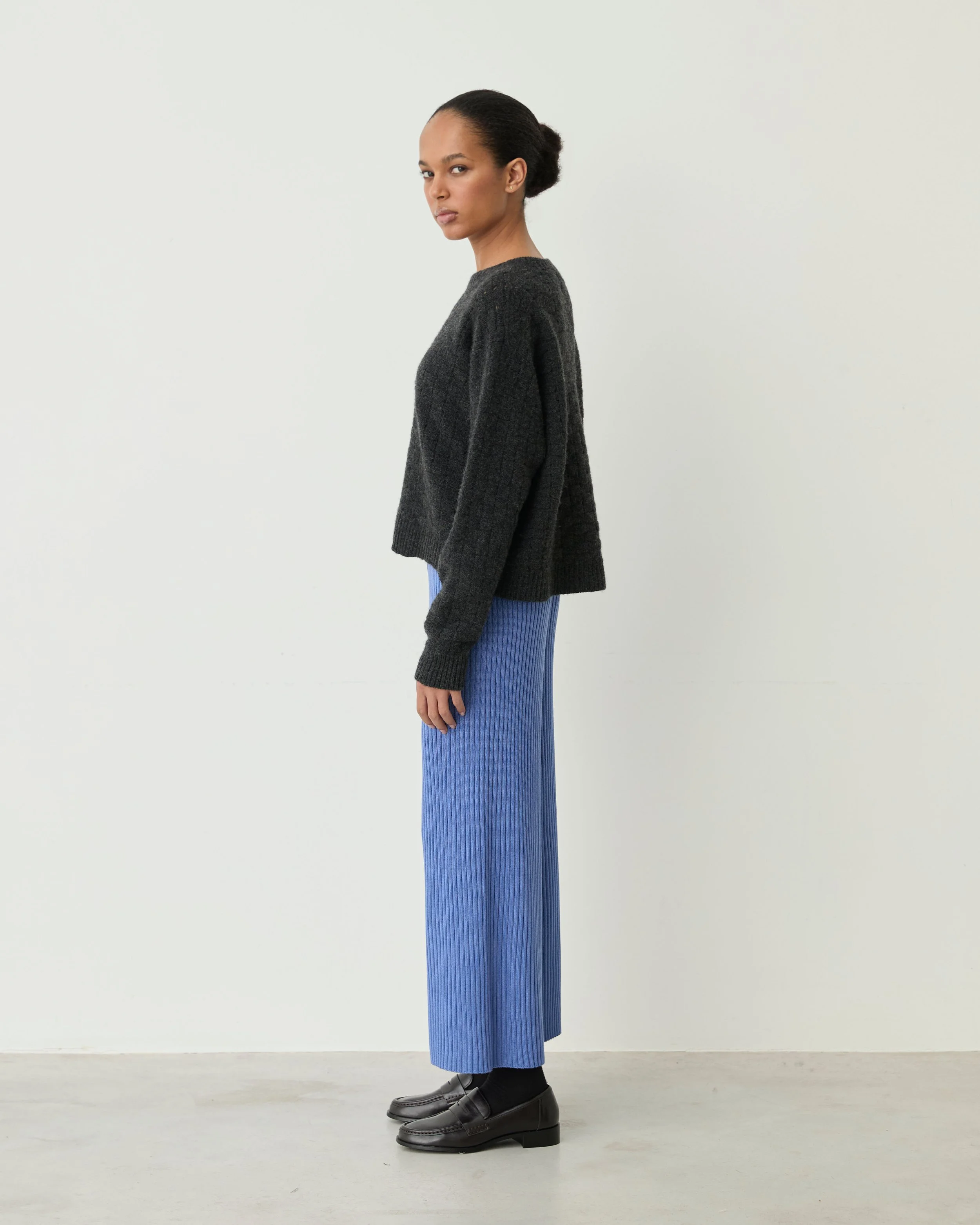 Ofelia Trousers_Blue Lavender1.jpg