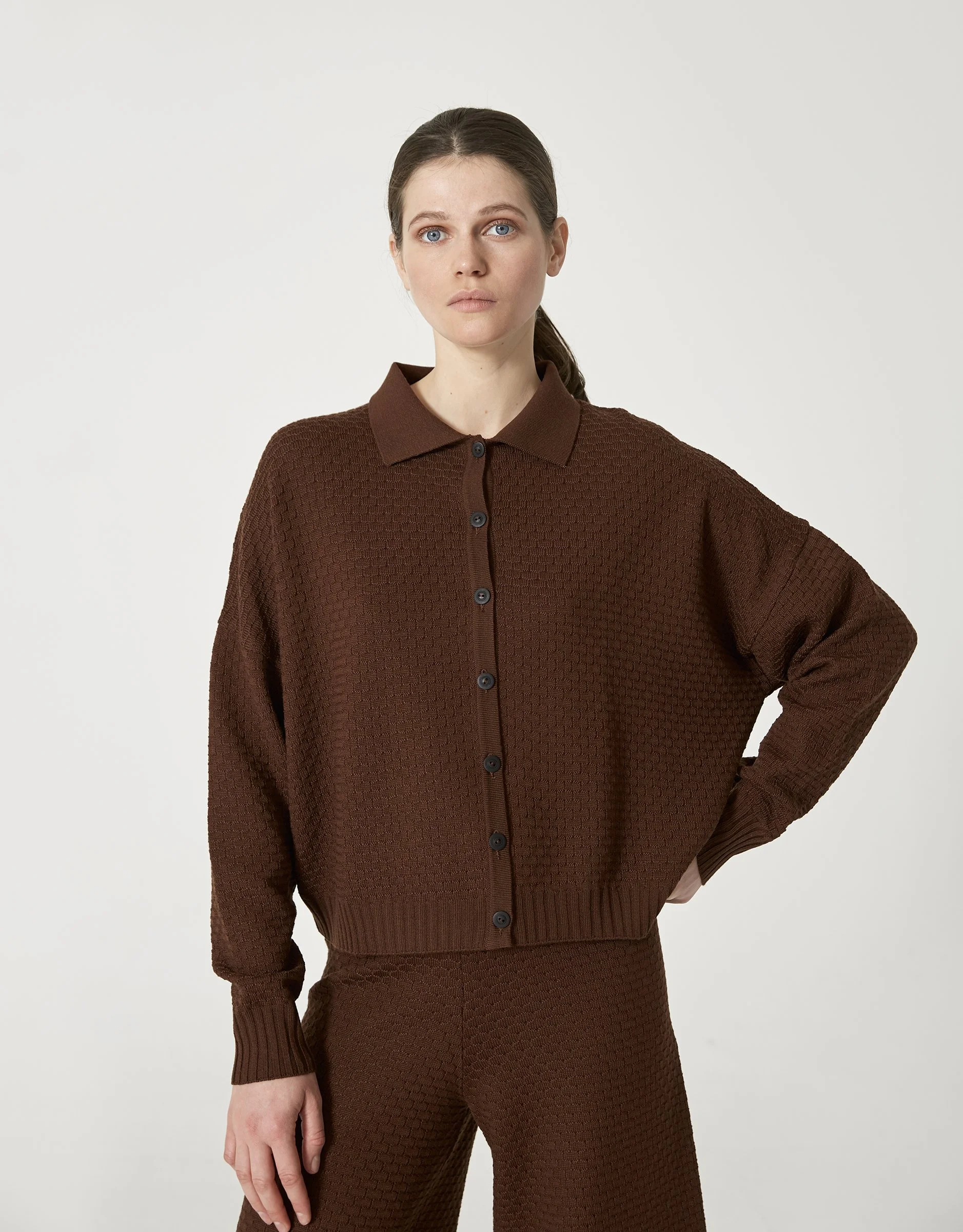 Alber Chocolate Cardigan — diarte .