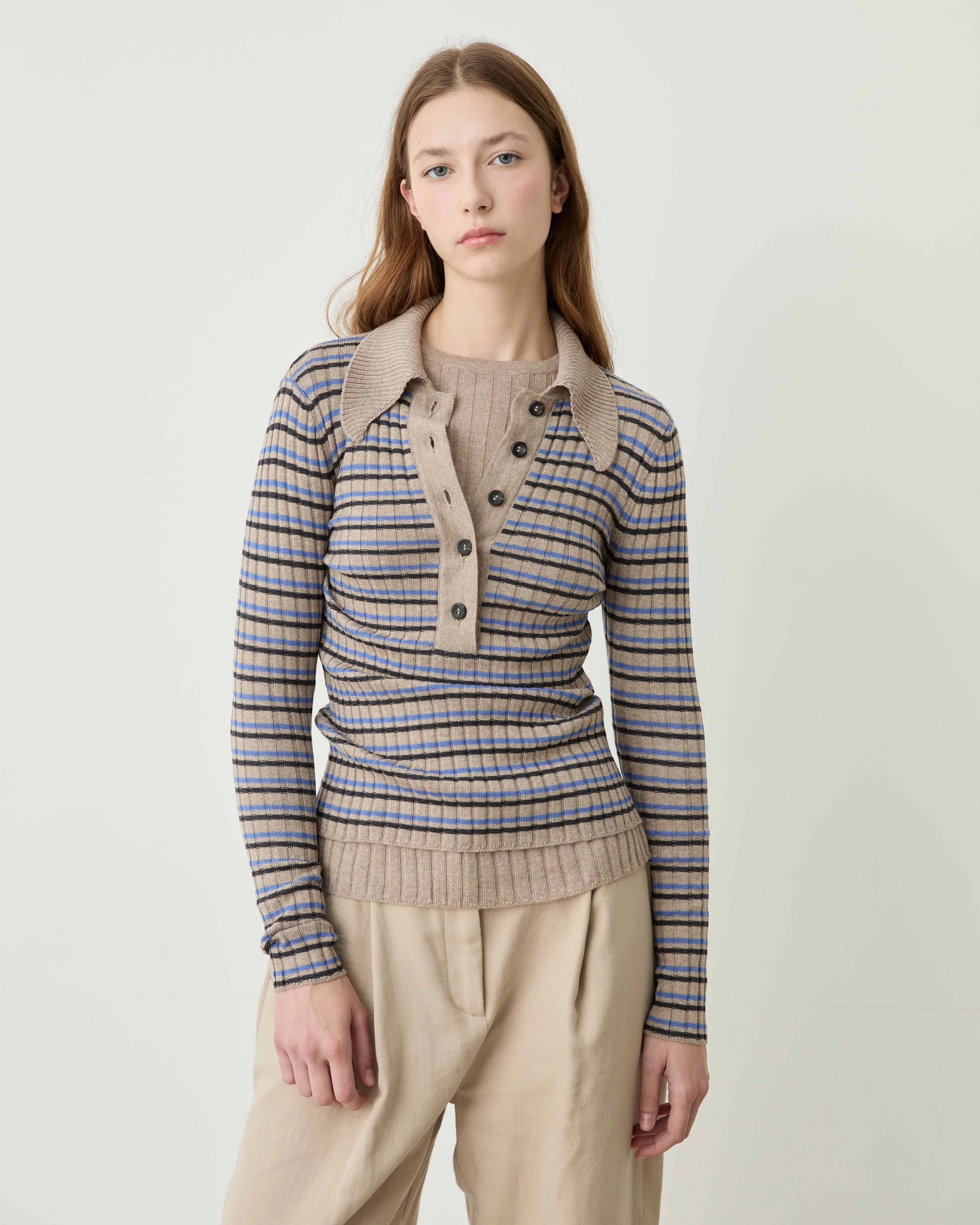 Dome Stripes Sweater3.jpg